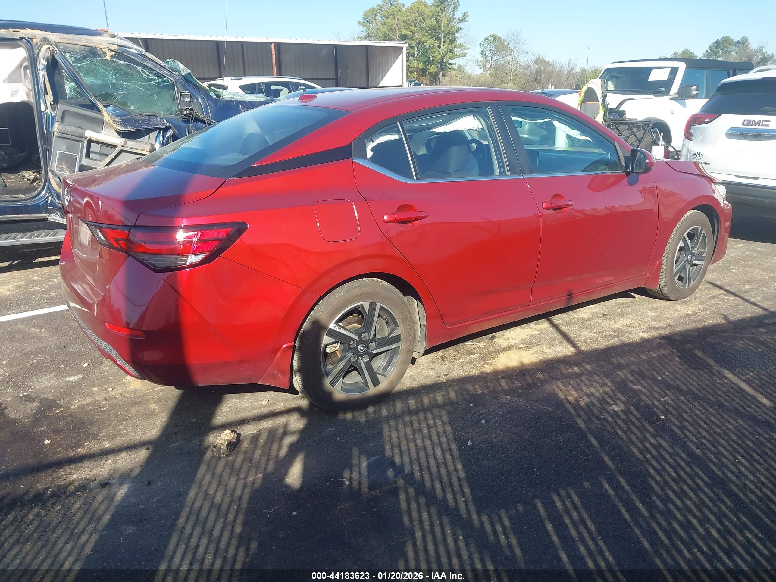 NISSAN SENTRA image 4