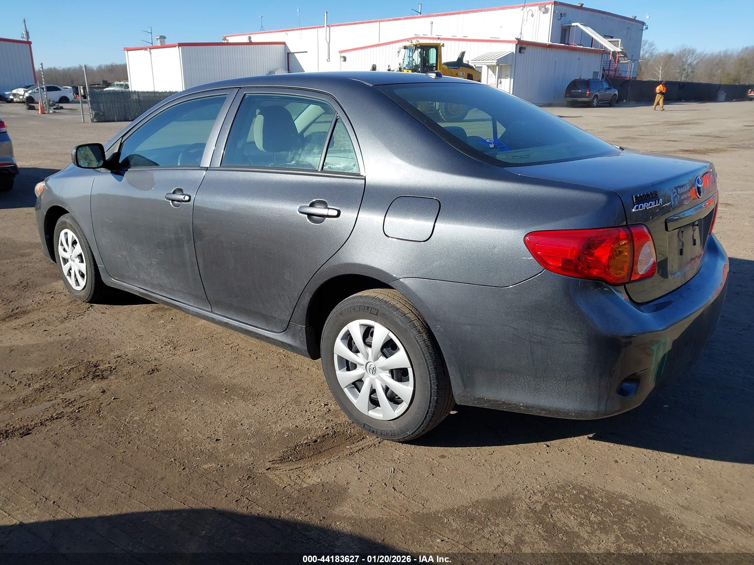 TOYOTA COROLLA image 3