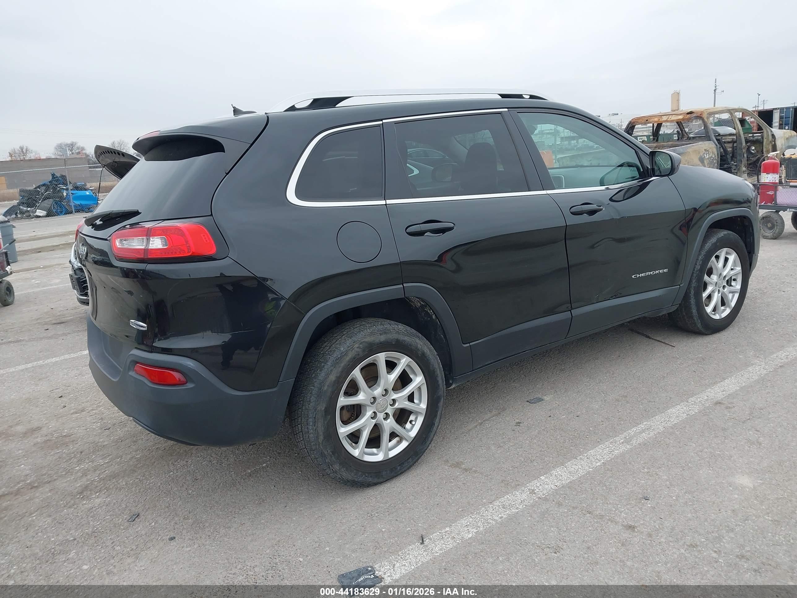 JEEP CHEROKEE image 4