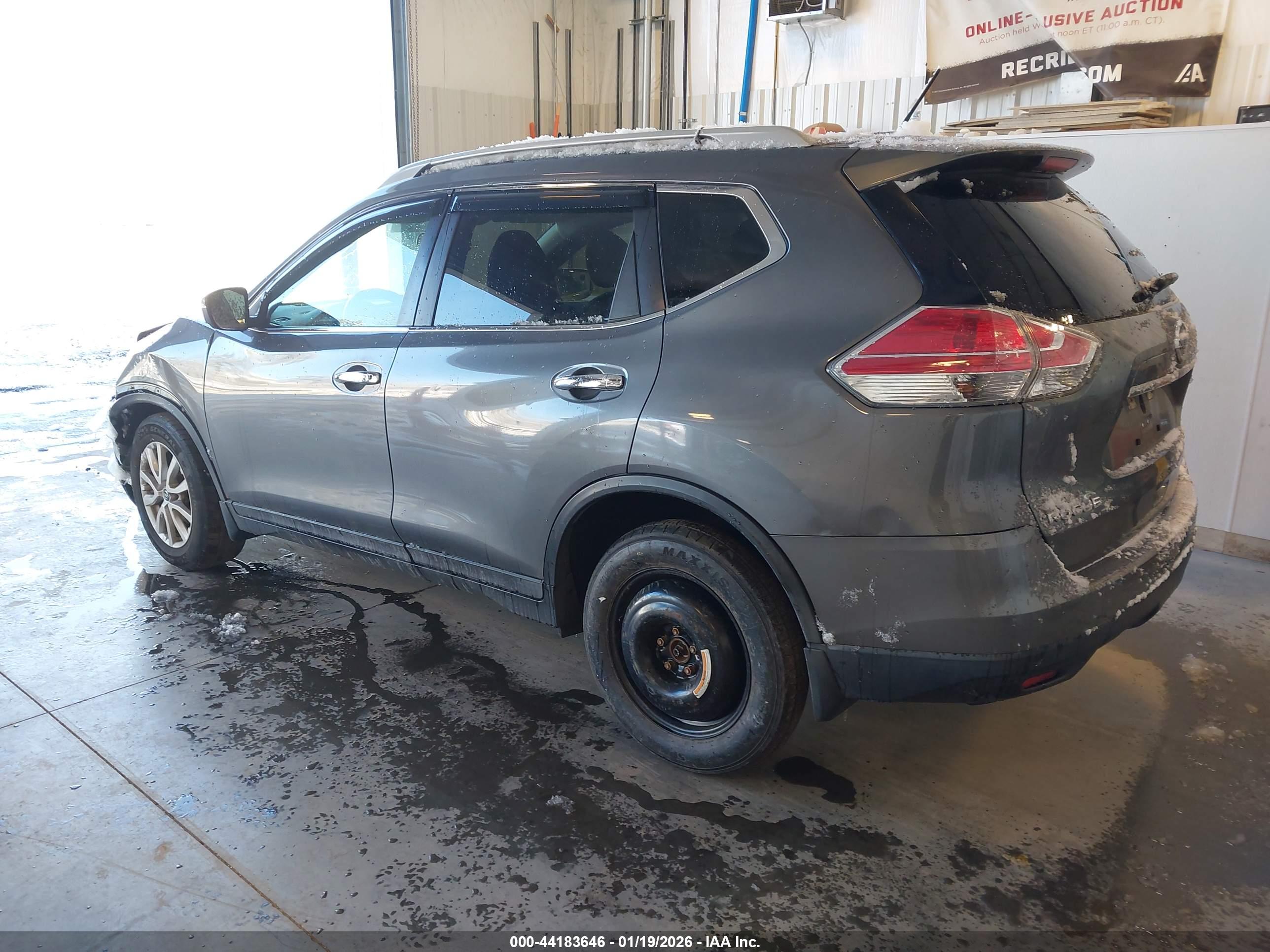 NISSAN ROGUE image 3