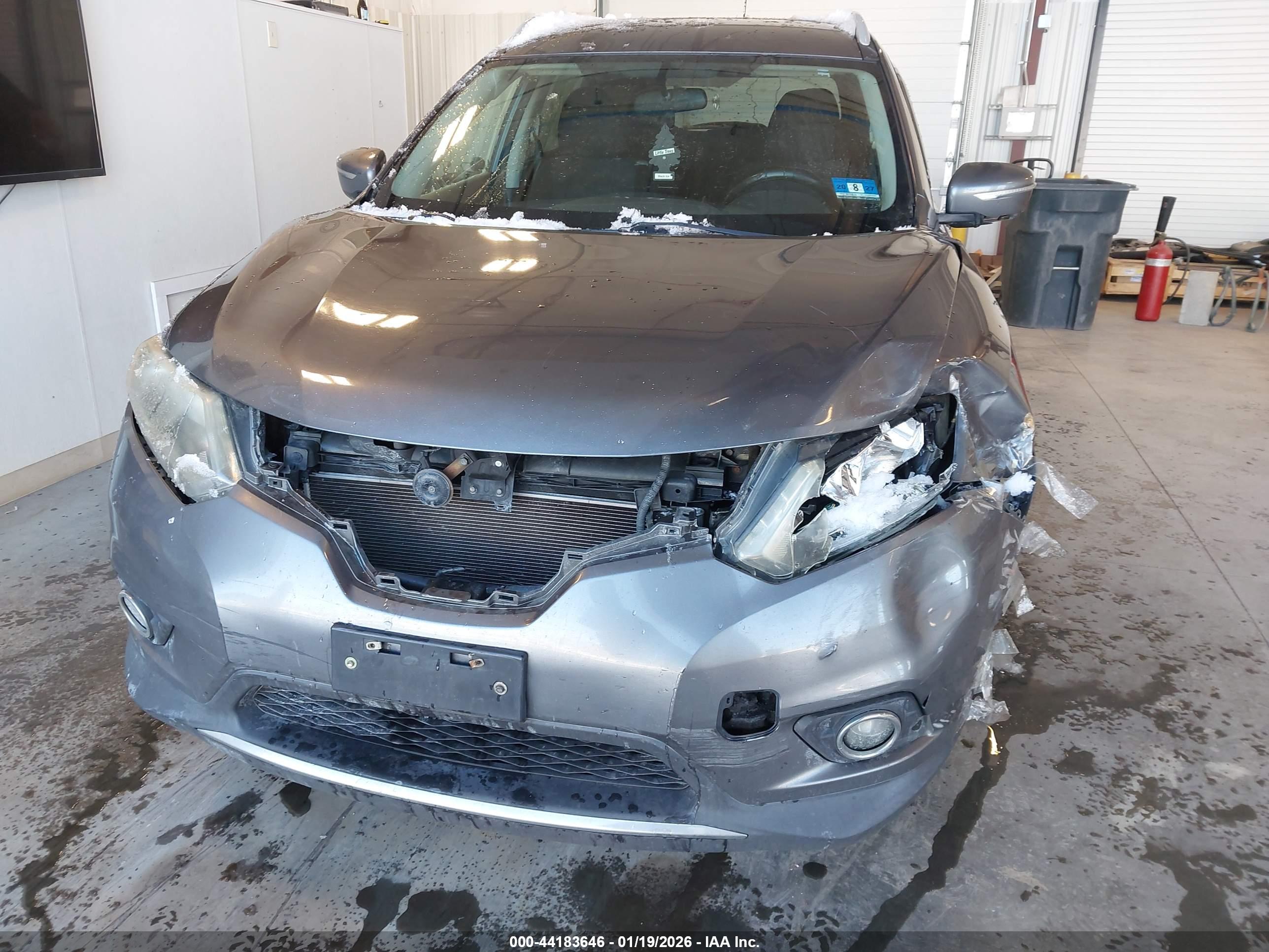 NISSAN ROGUE image 6