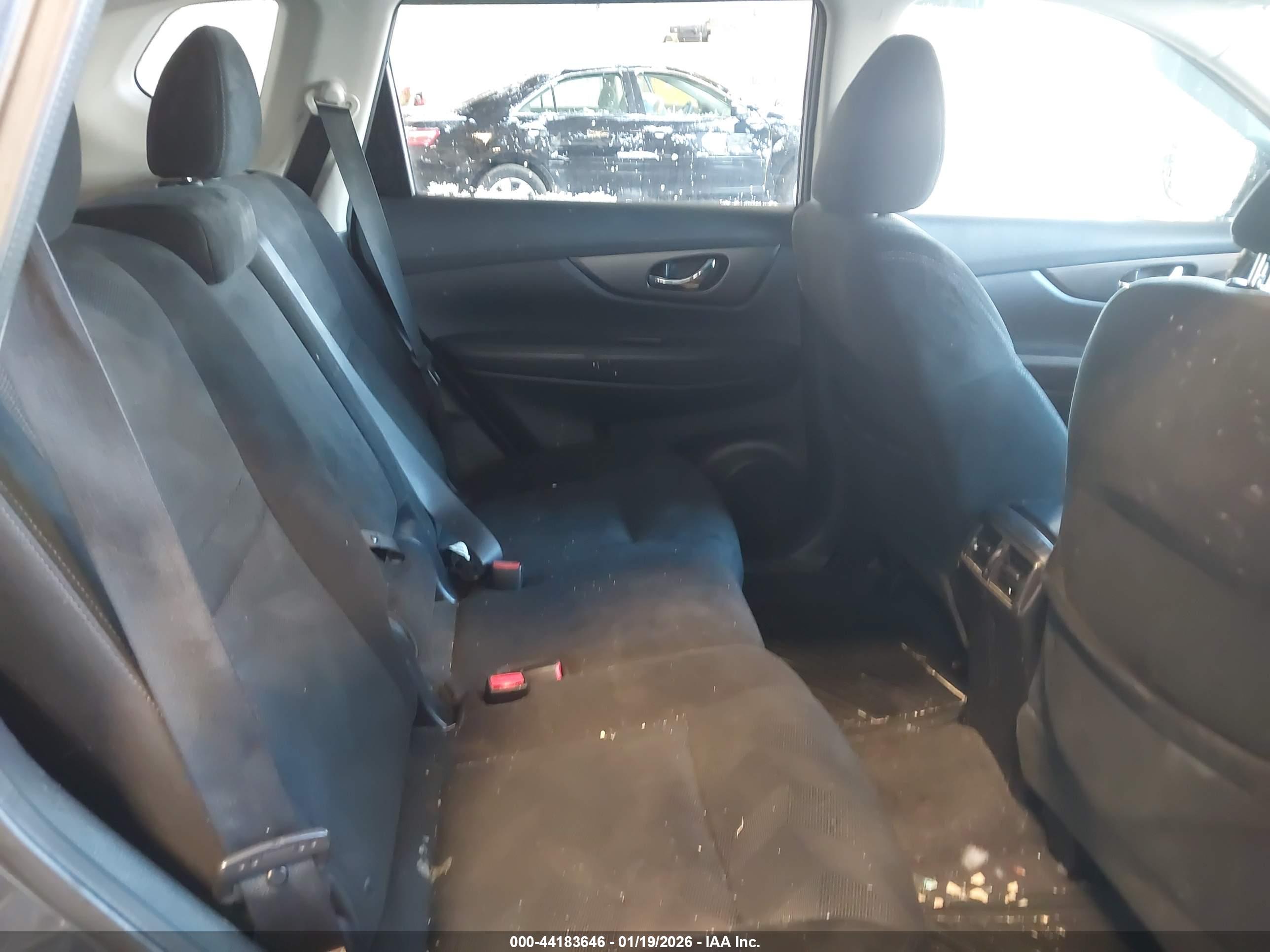 NISSAN ROGUE image 8
