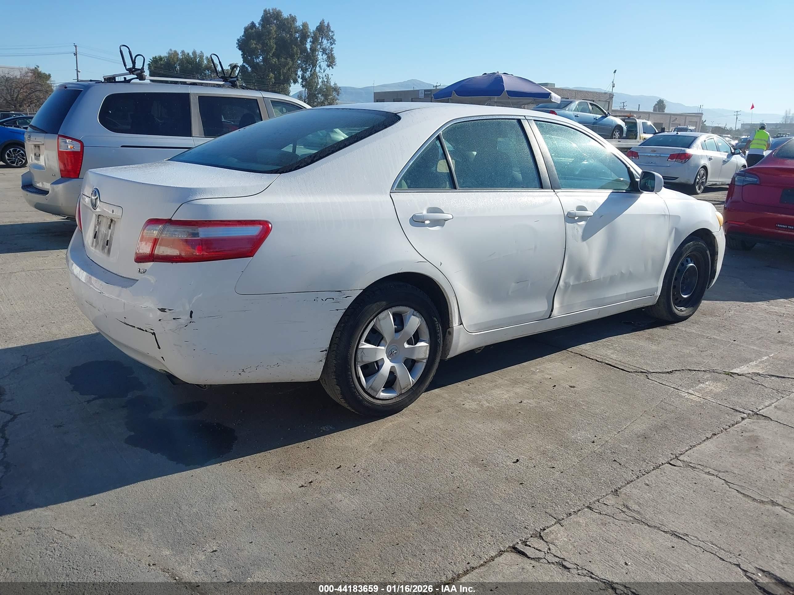 TOYOTA CAMRY image 4