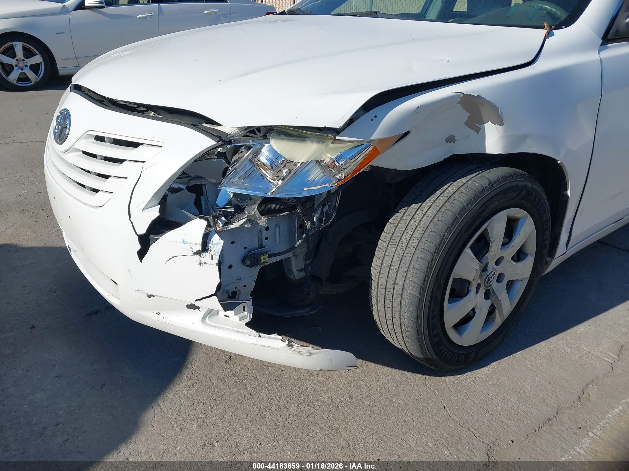 TOYOTA CAMRY image 6