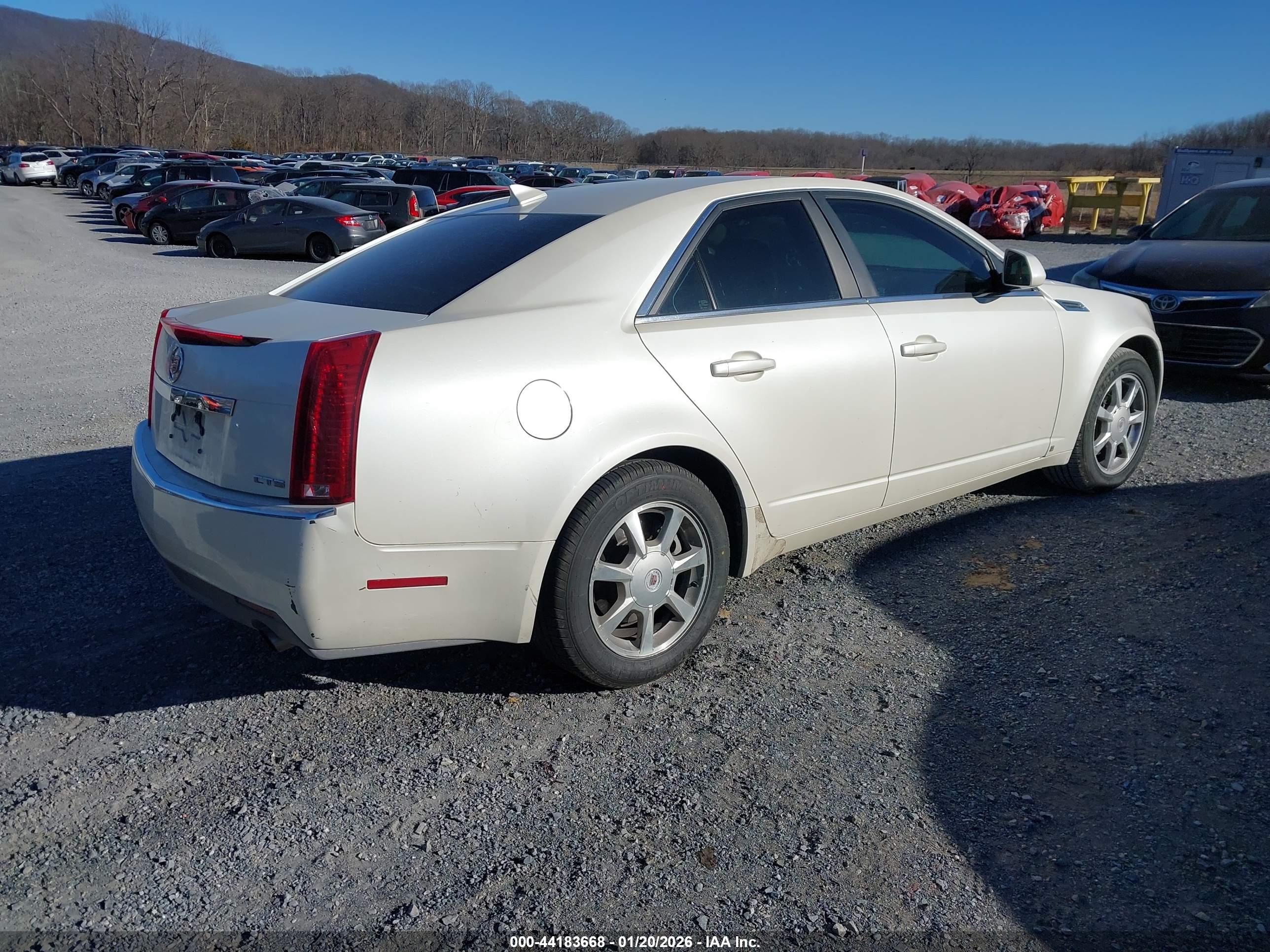 CADILLAC CTS image 4