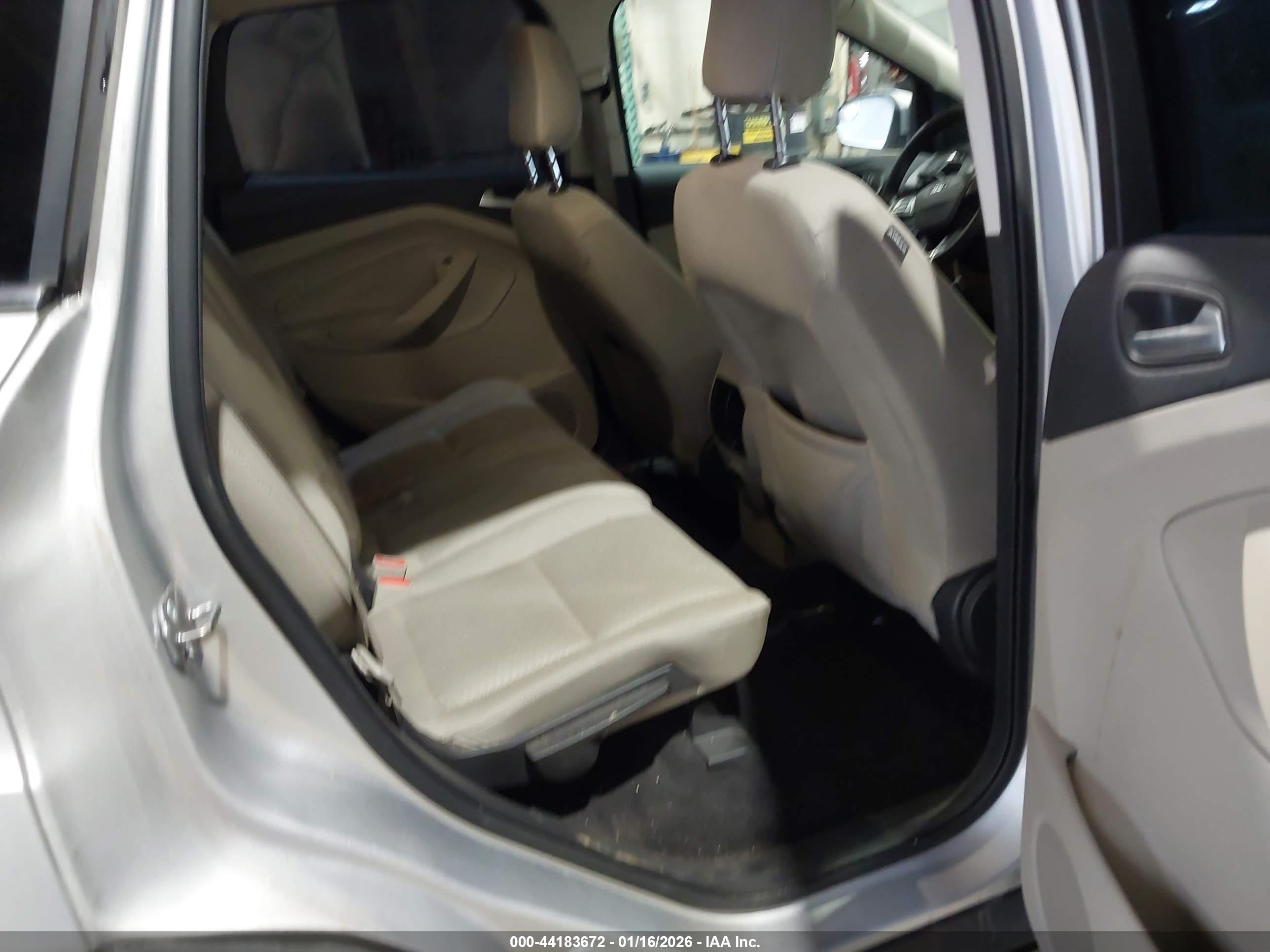 FORD ESCAPE image 8