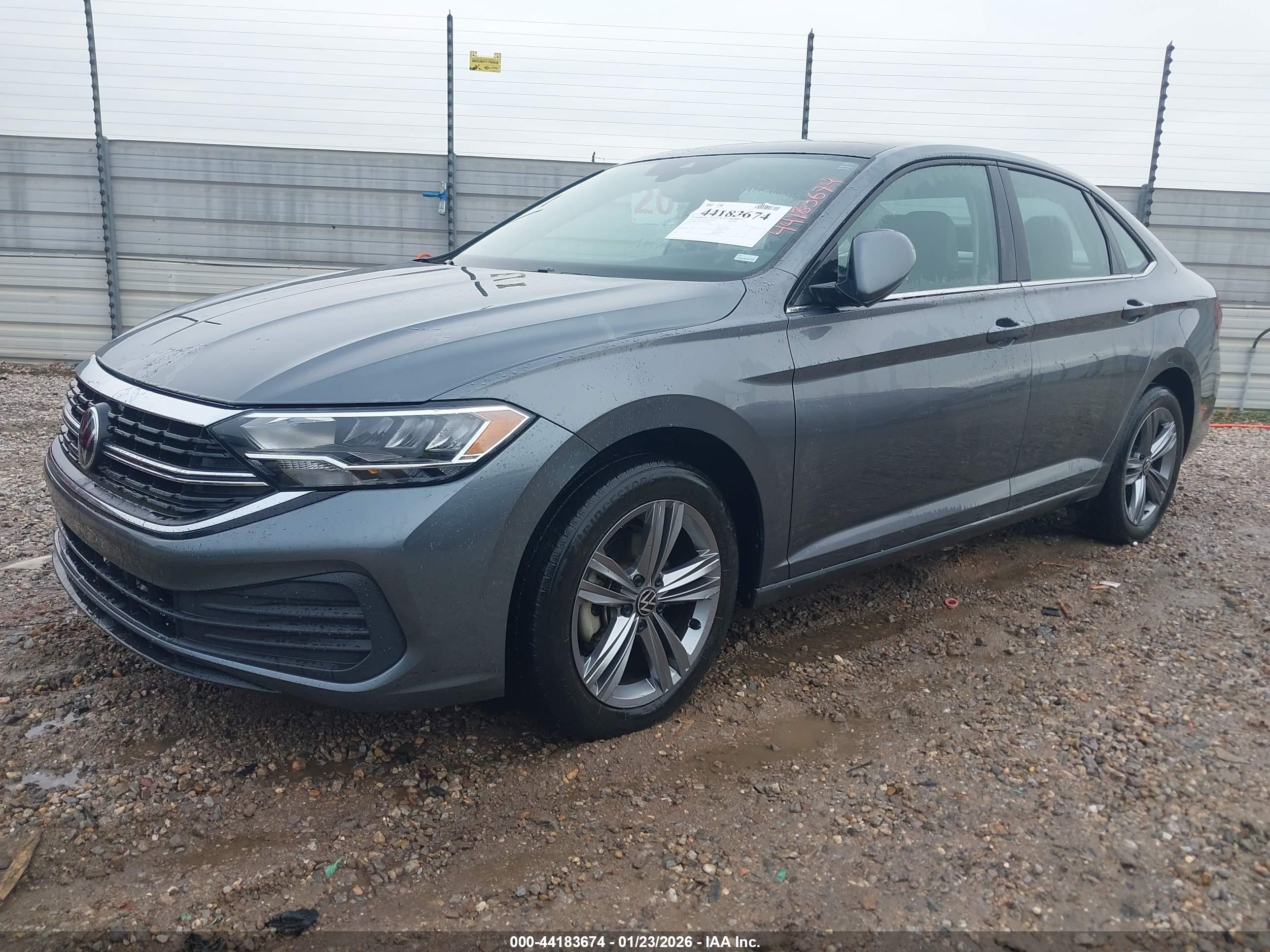 VOLKSWAGEN JETTA image 2