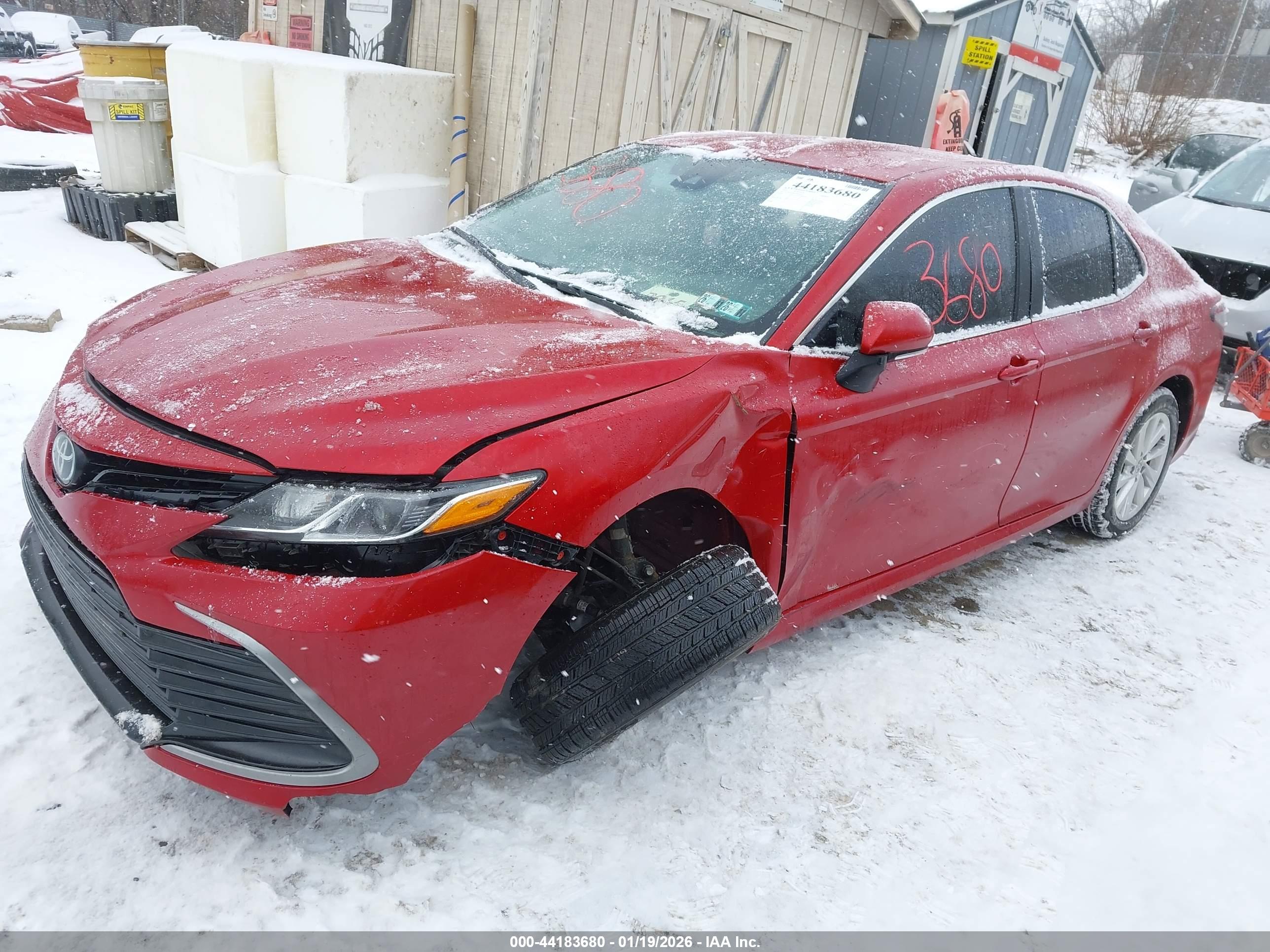 TOYOTA CAMRY image 2
