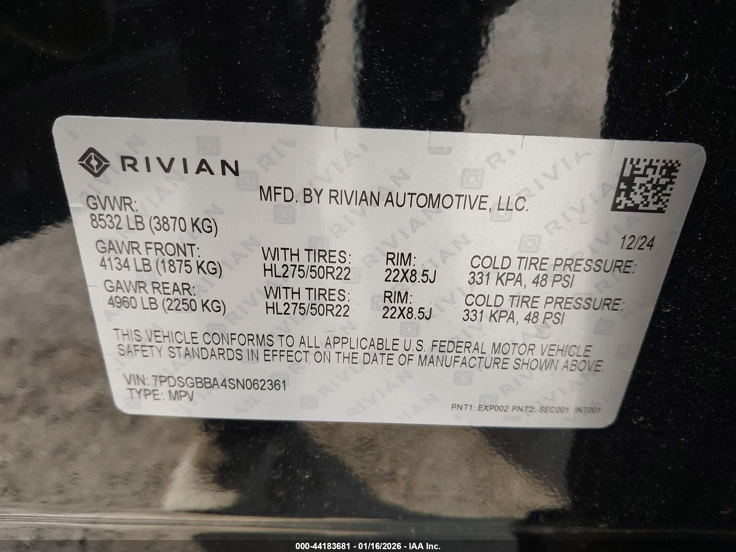 RIVIAN R1S image 9