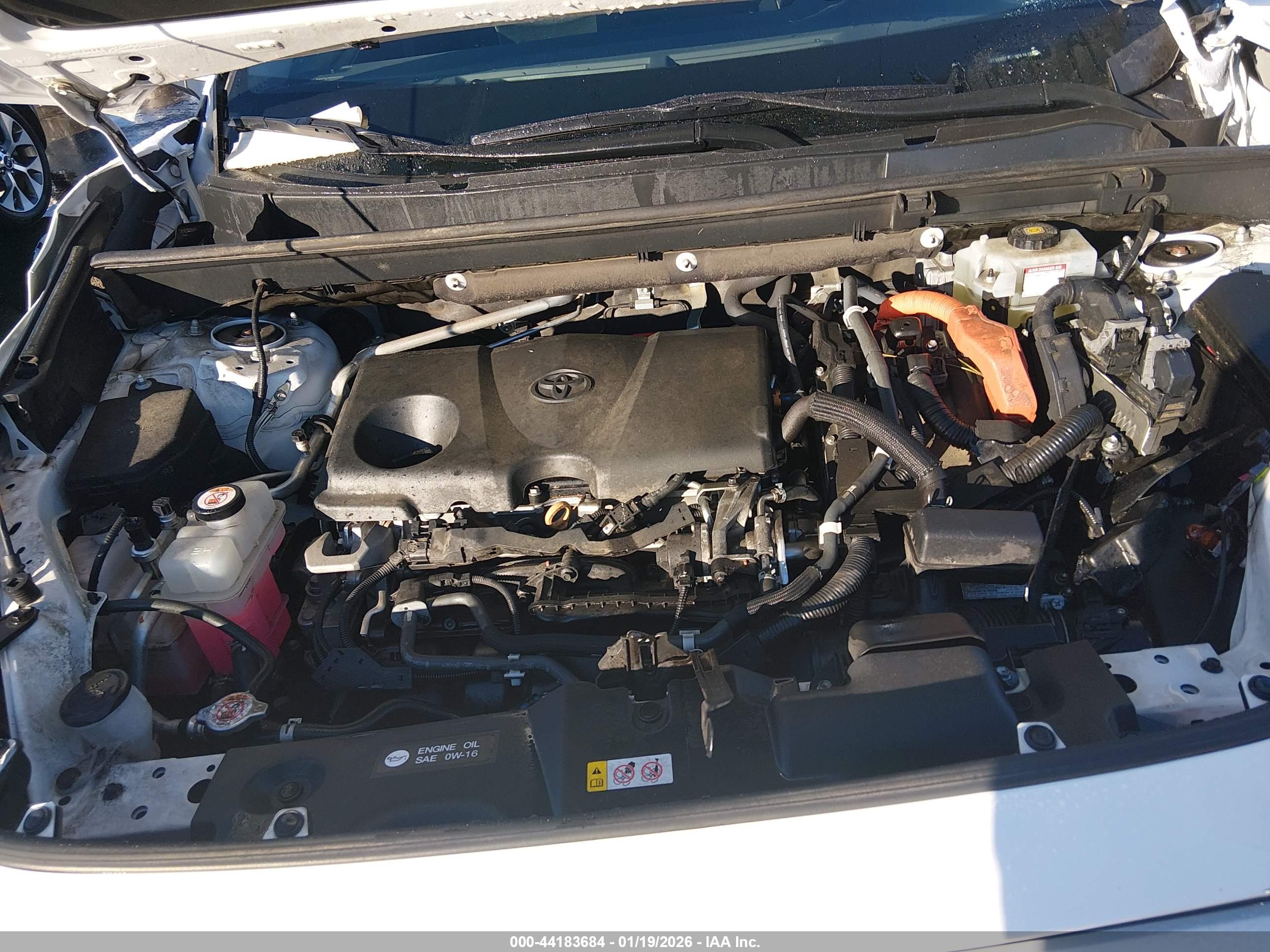 TOYOTA RAV4 image 10