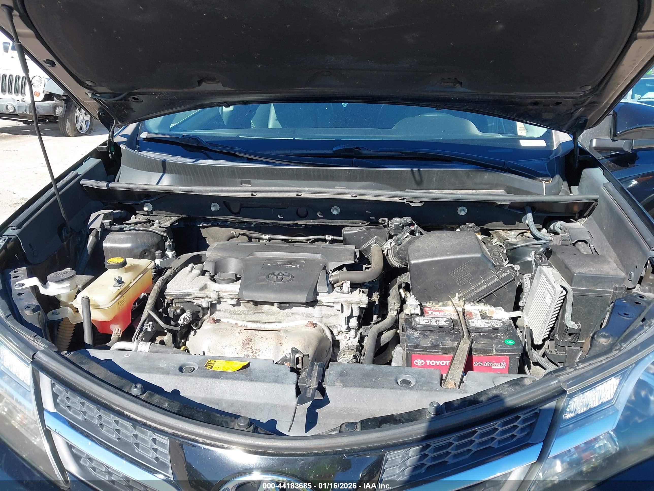TOYOTA RAV4 image 10