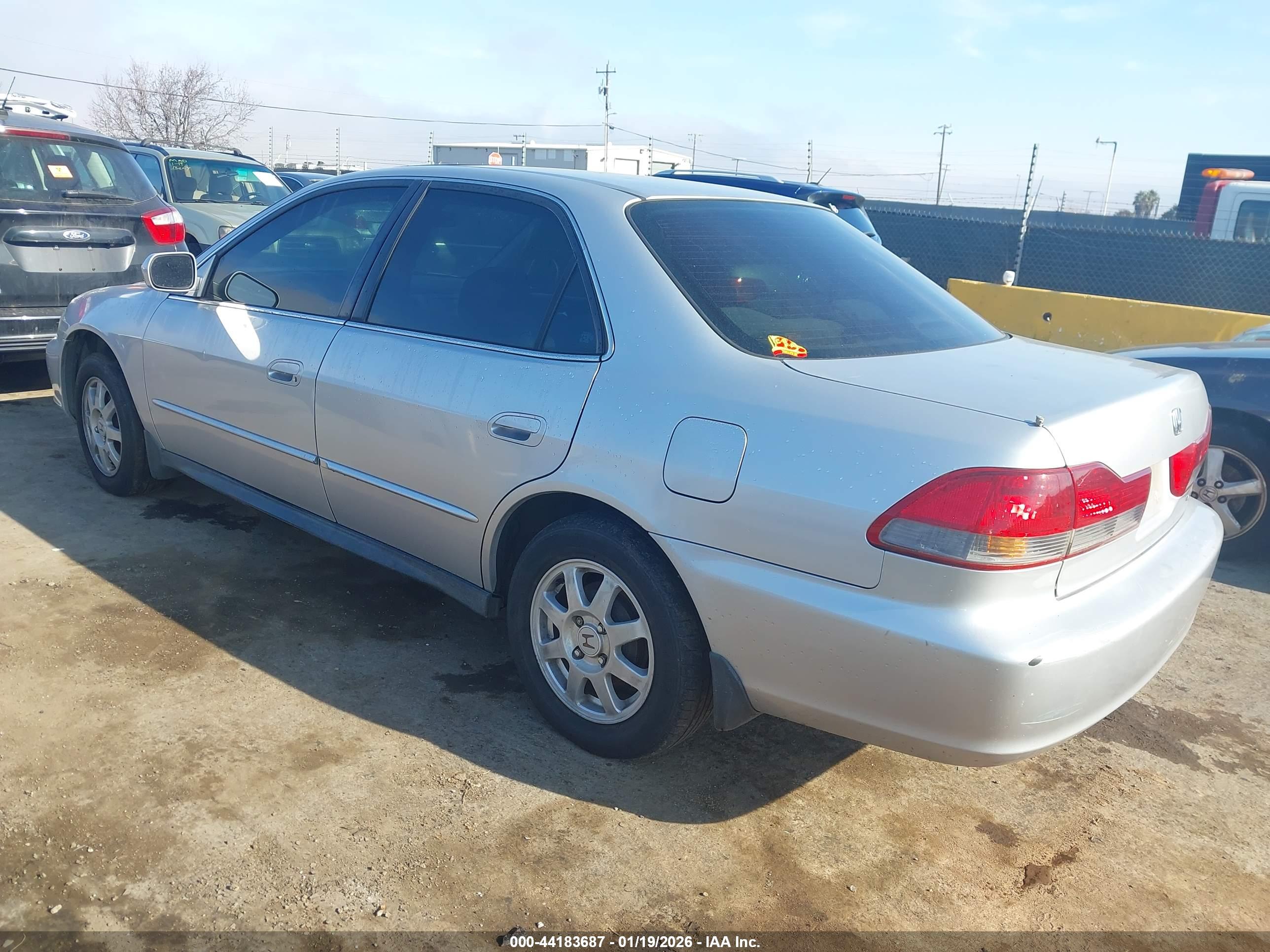 HONDA ACCORD image 3