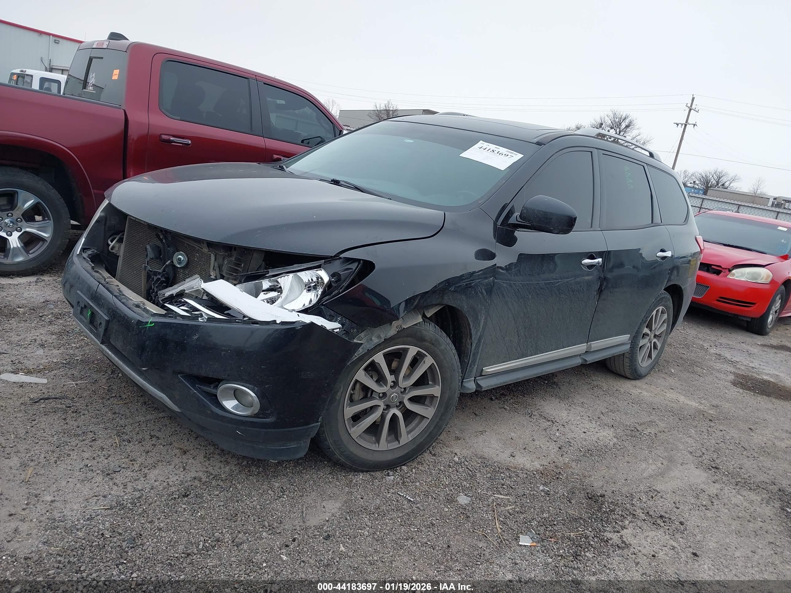 NISSAN PATHFINDER image 2
