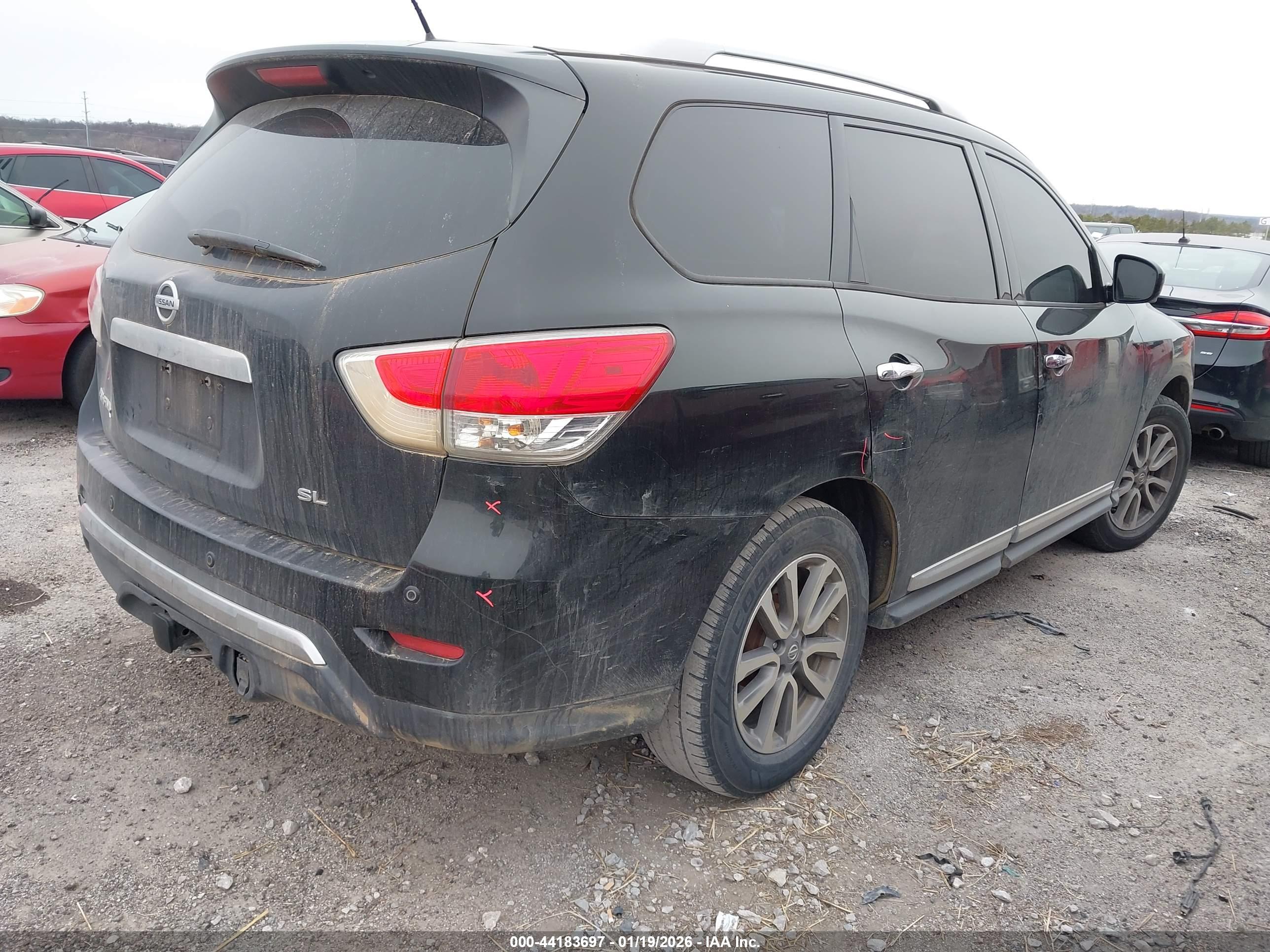NISSAN PATHFINDER image 4