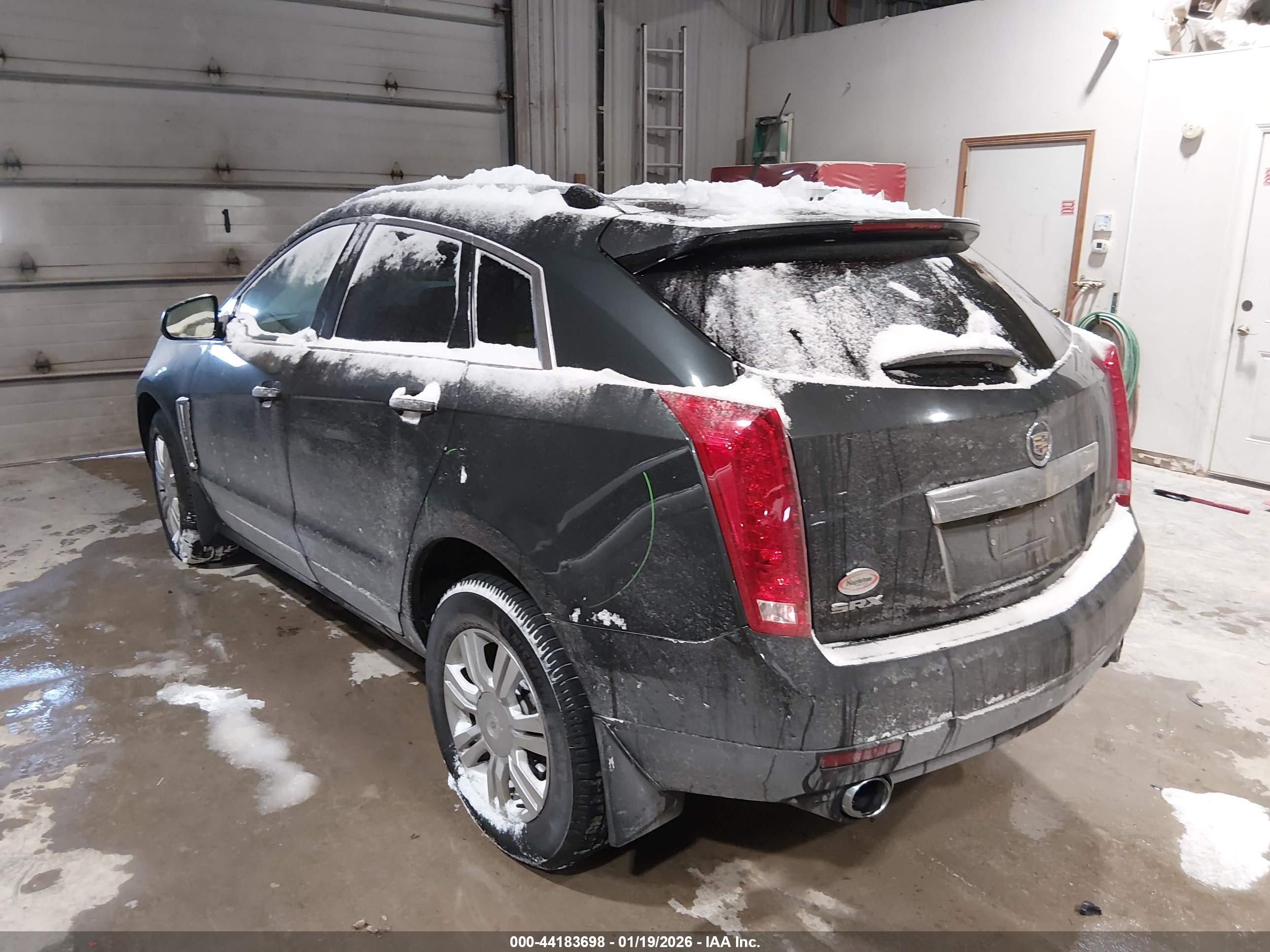 CADILLAC SRX image 3