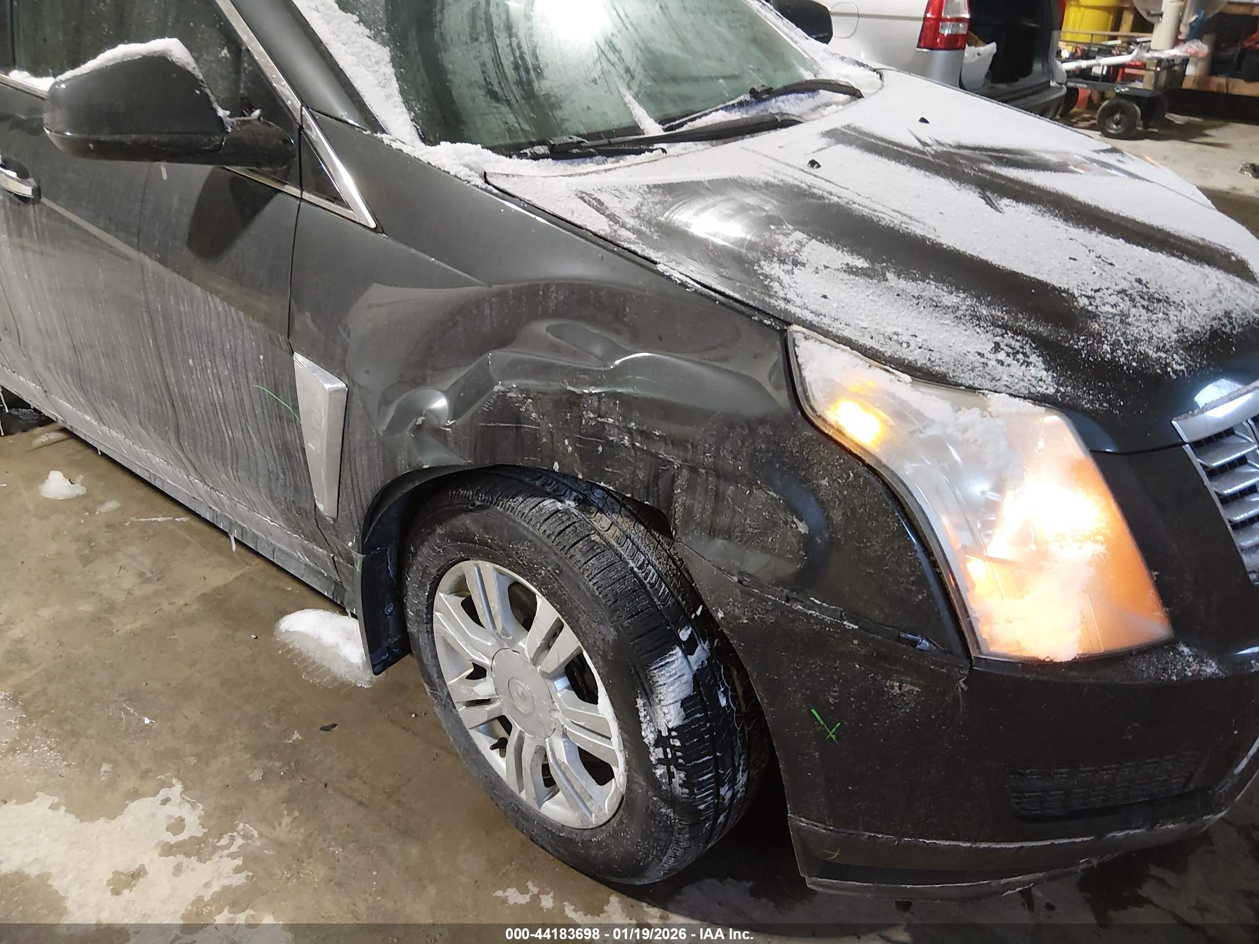 CADILLAC SRX image 6
