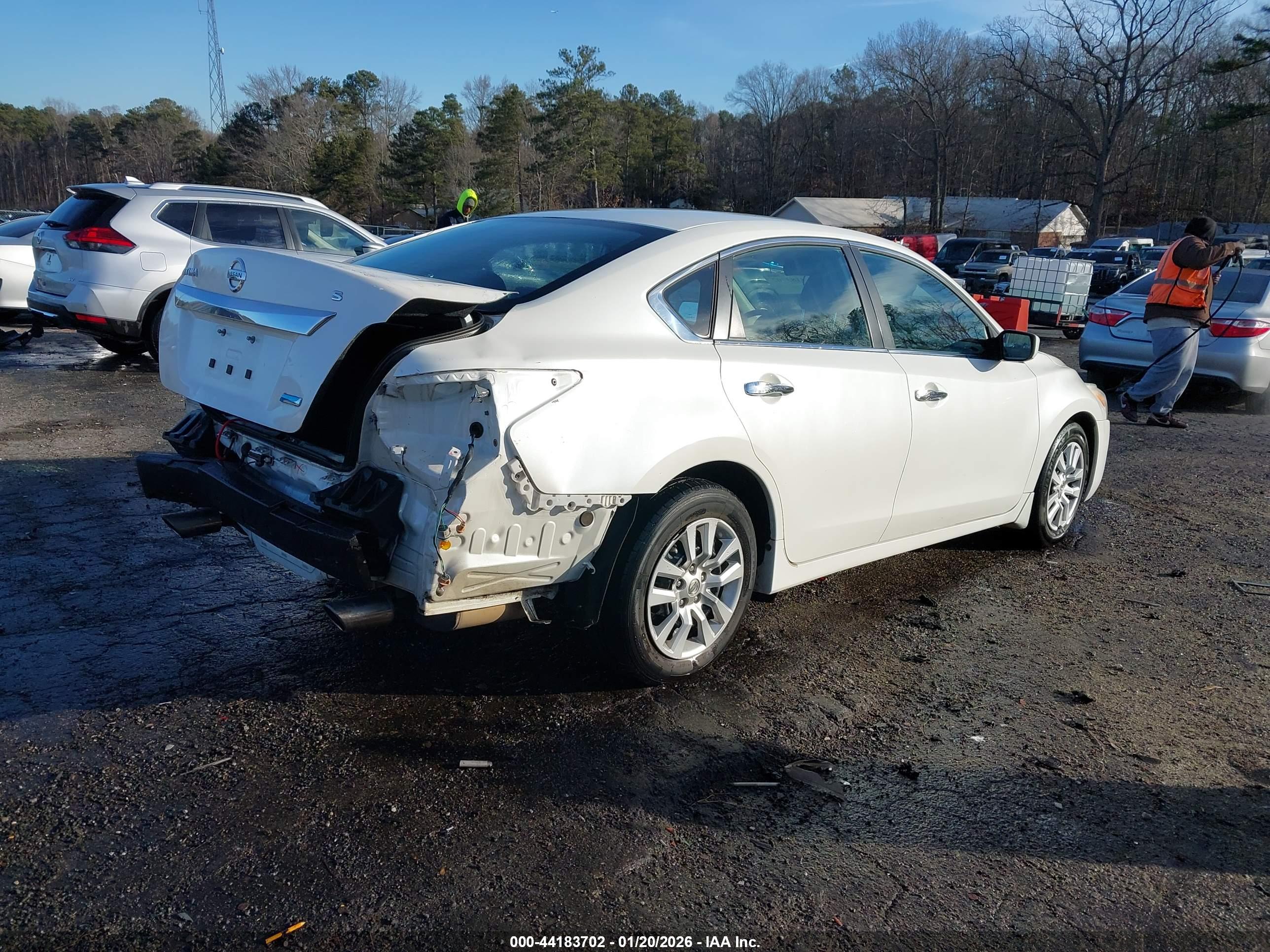 NISSAN ALTIMA image 4
