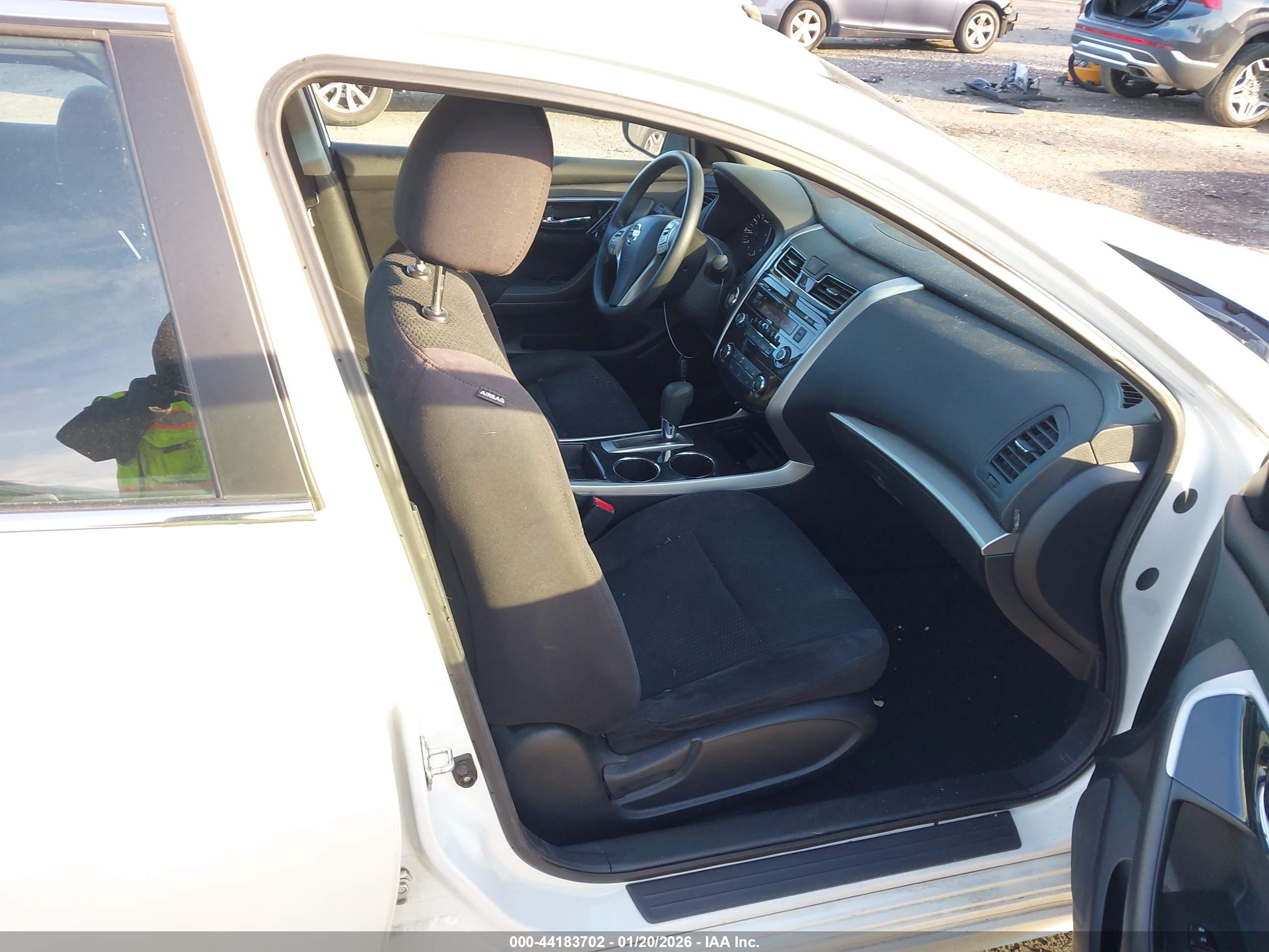 NISSAN ALTIMA image 5