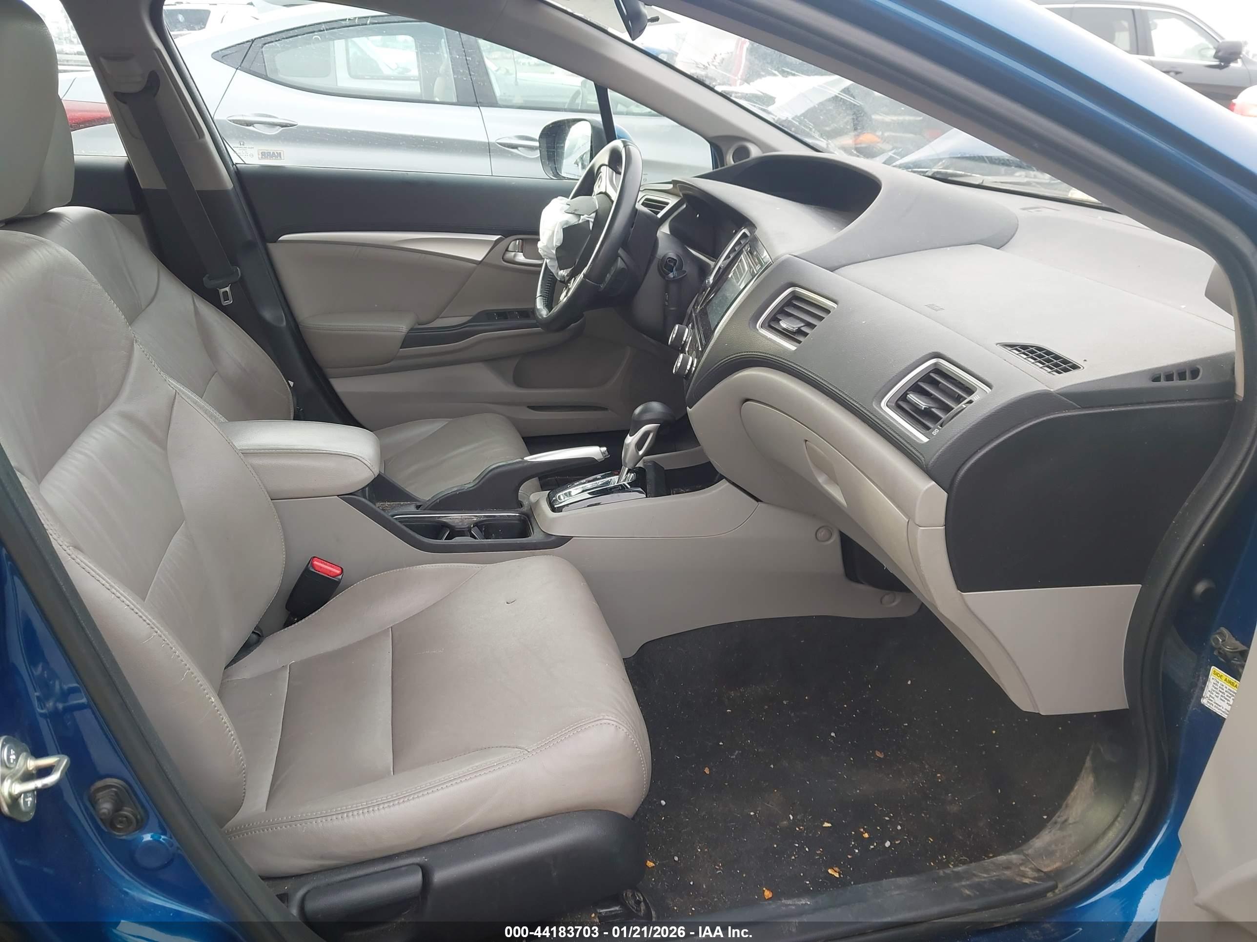 HONDA CIVIC image 5