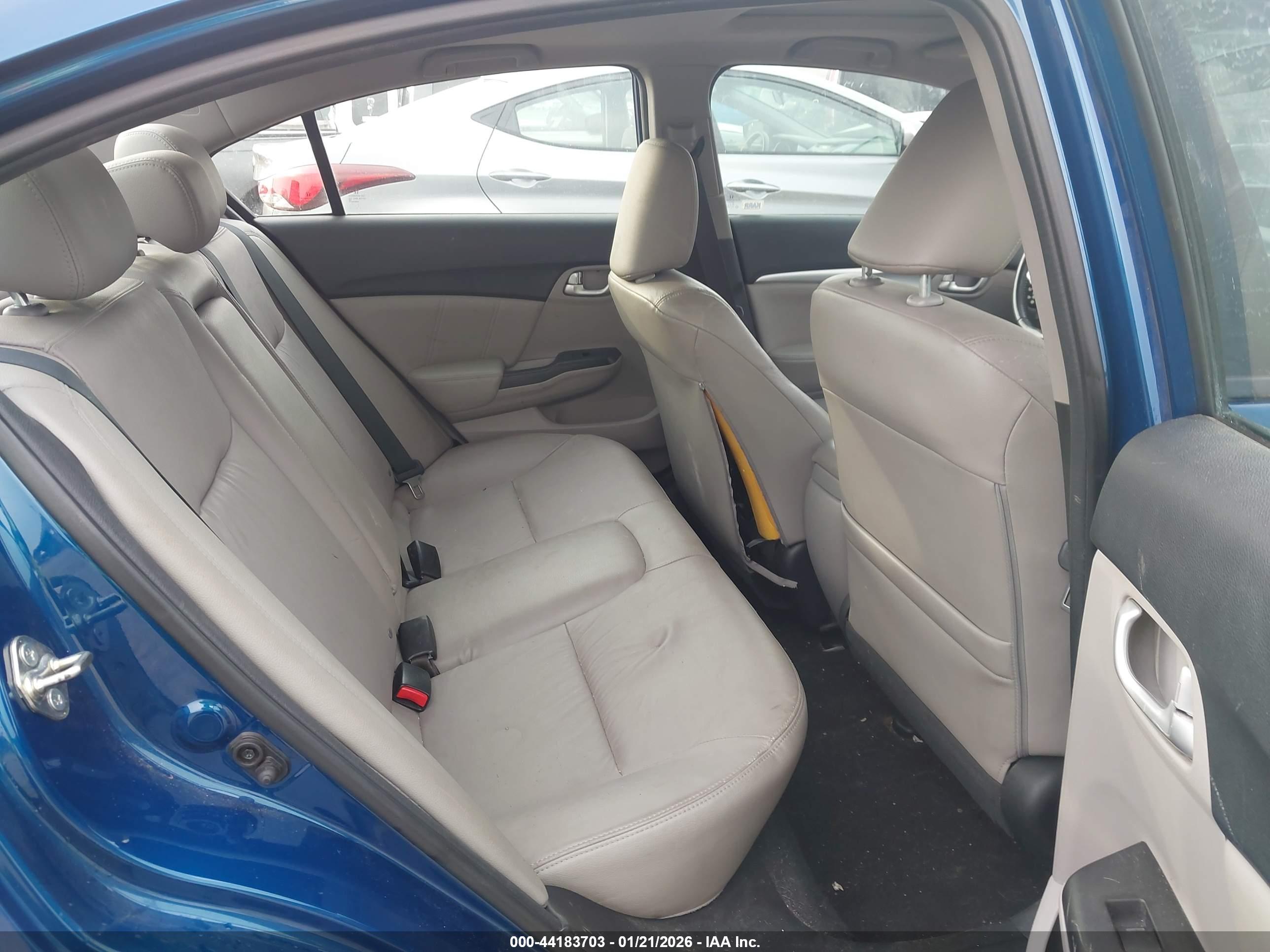 HONDA CIVIC image 8