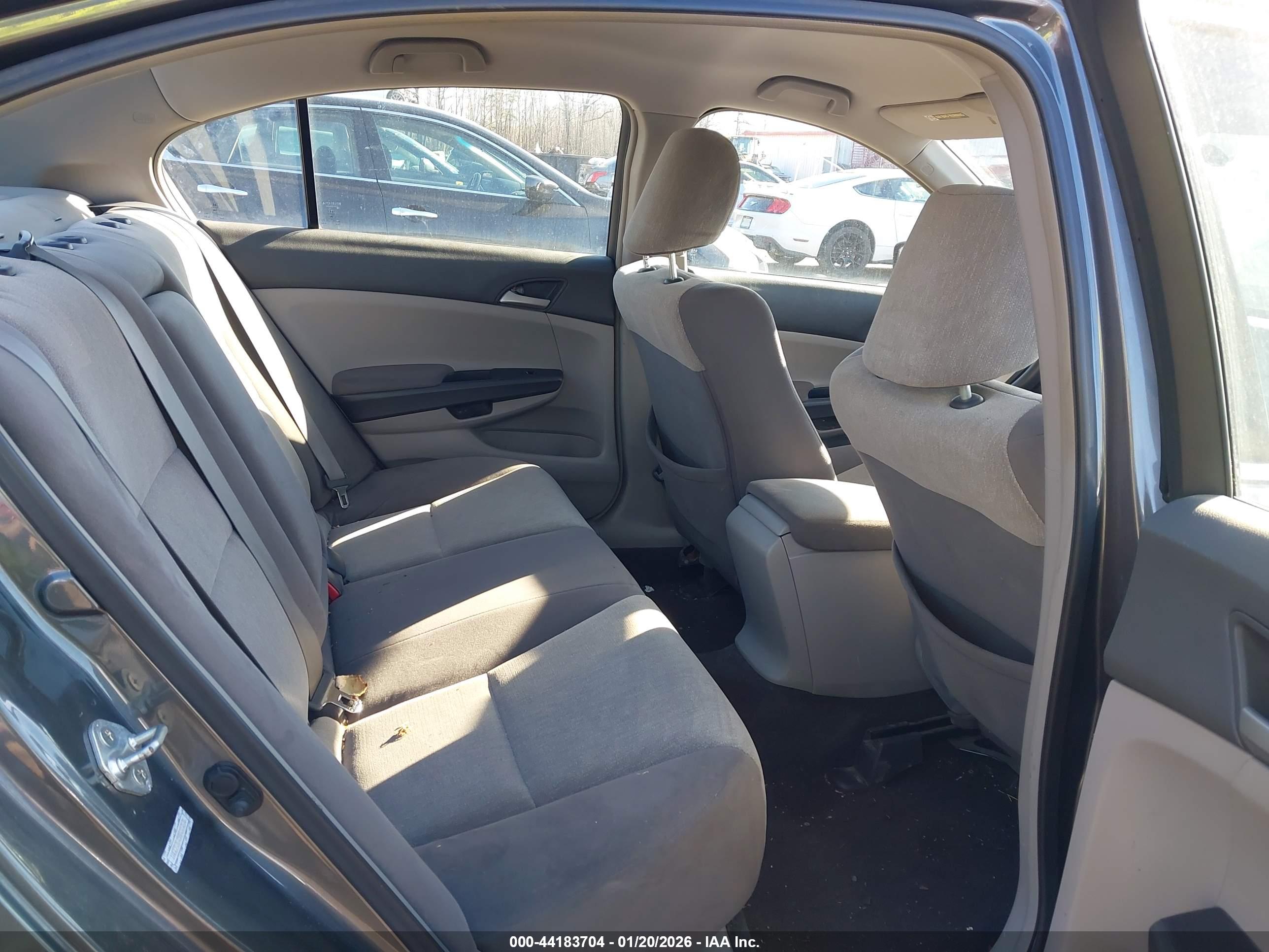 HONDA ACCORD image 8