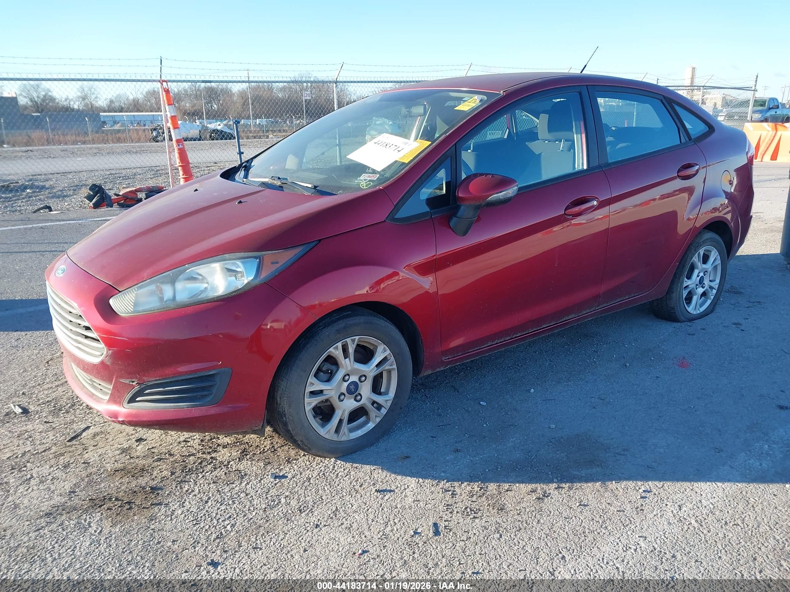 FORD FIESTA image 2