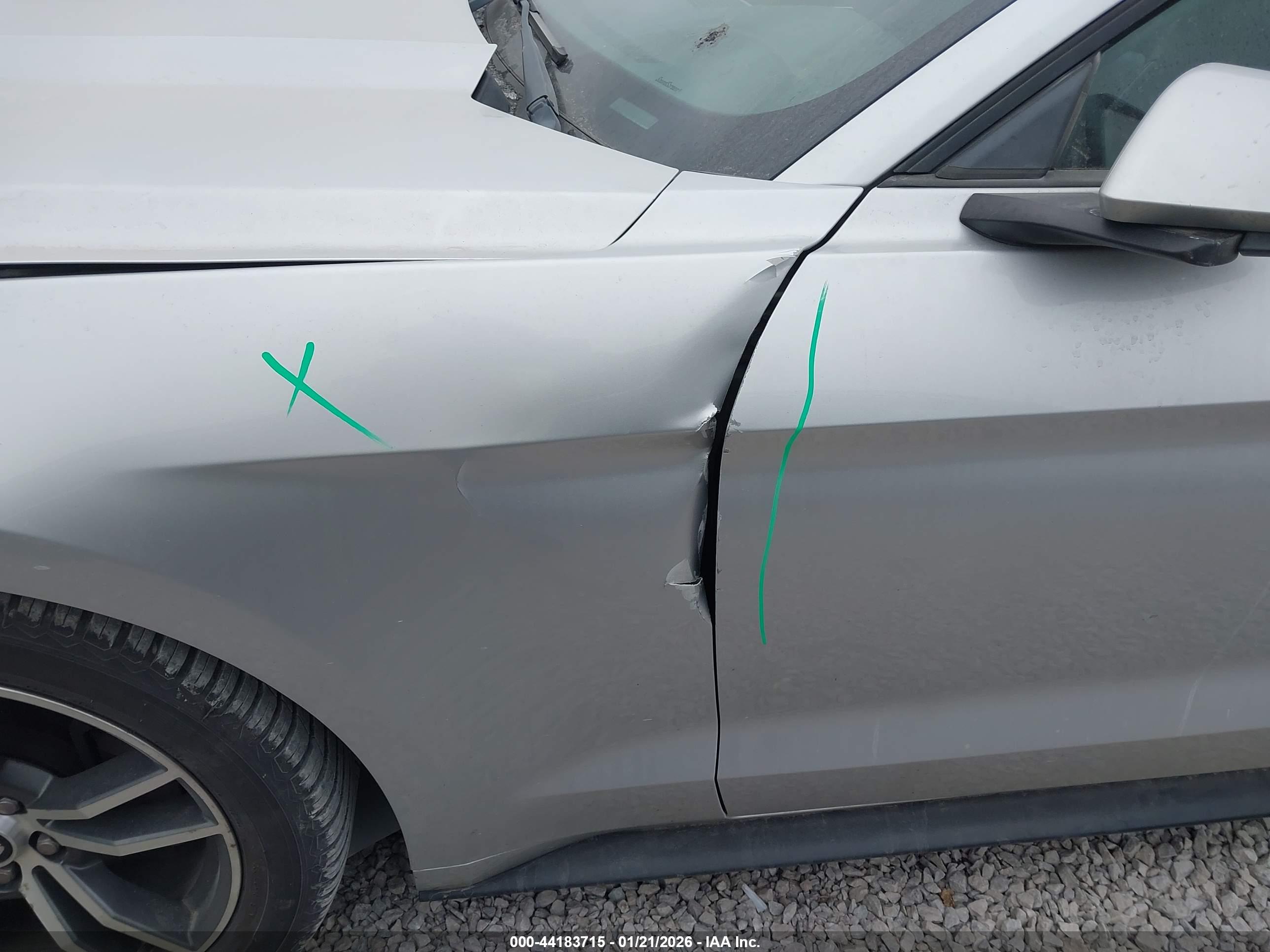 FORD MUSTANG image 6