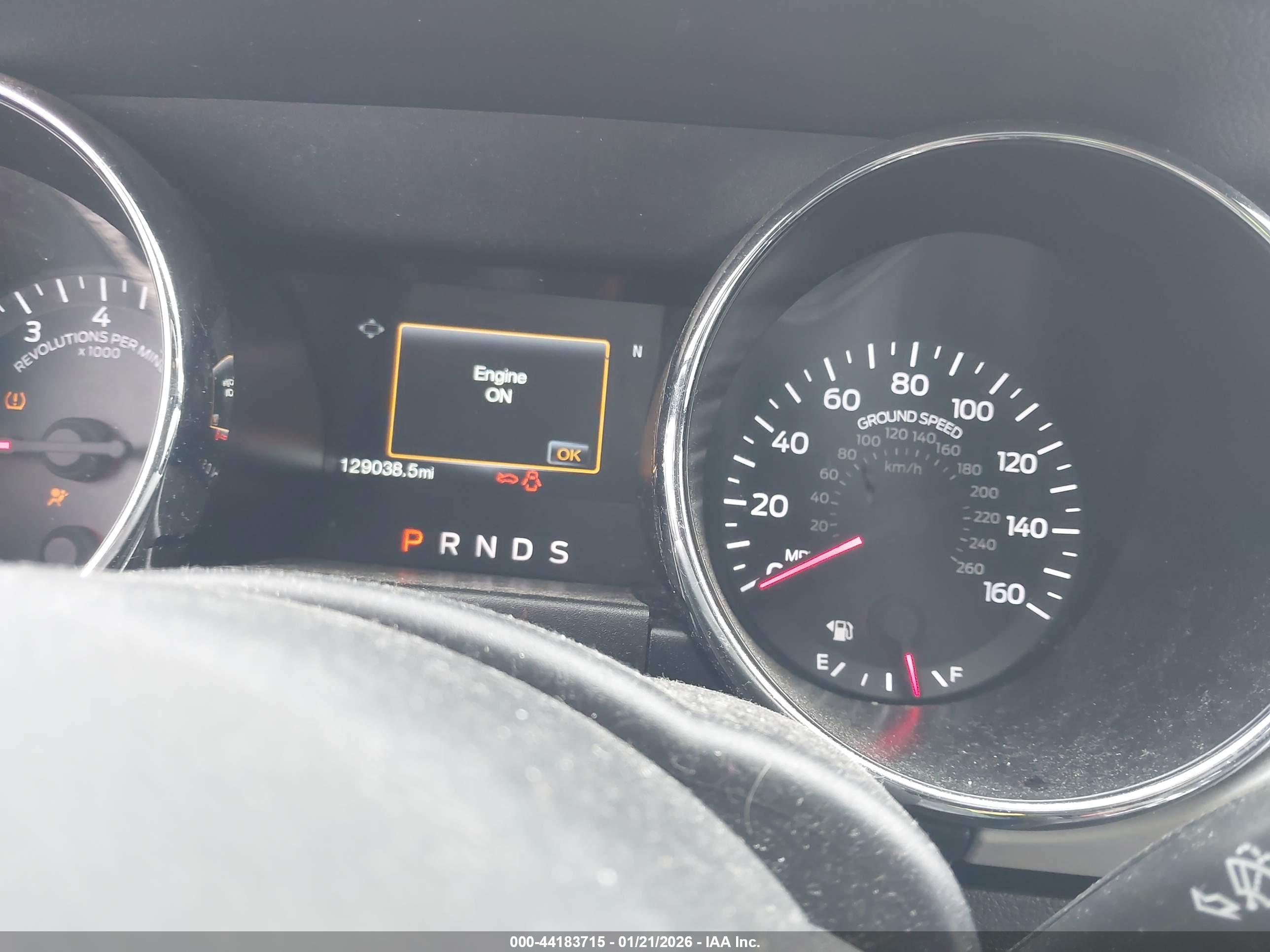 FORD MUSTANG image 7