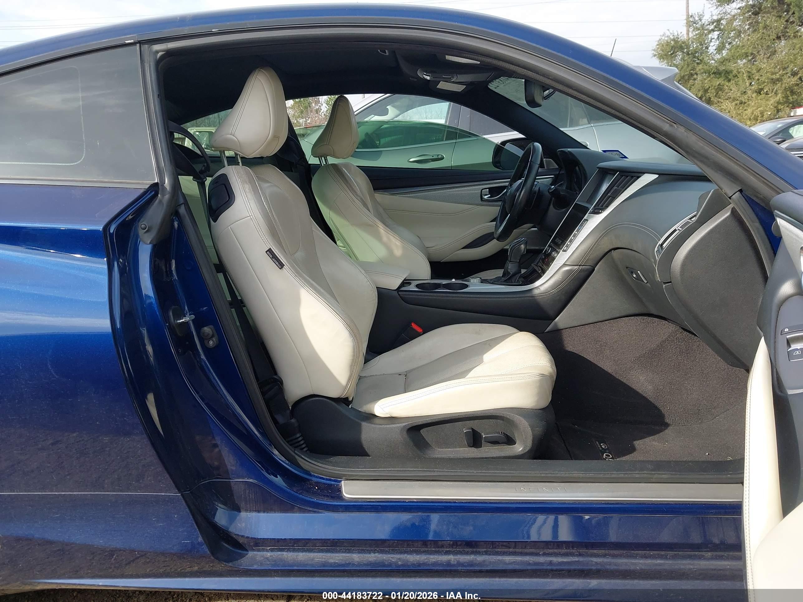 INFINITI Q60 image 5