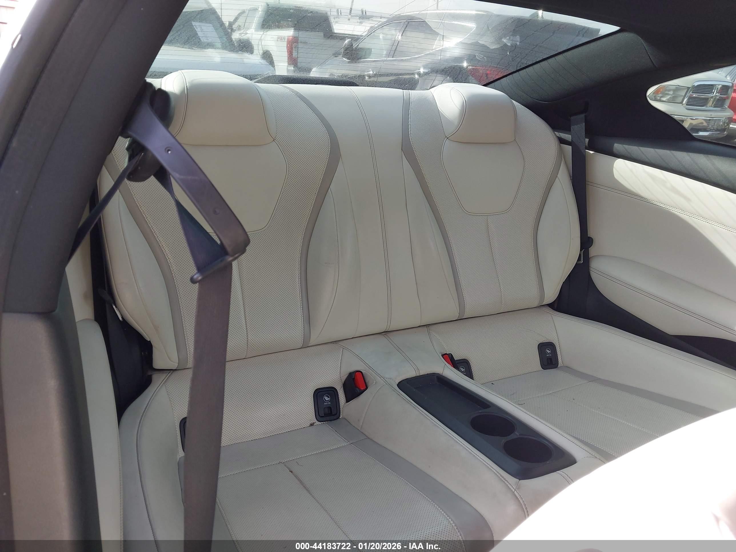 INFINITI Q60 image 8