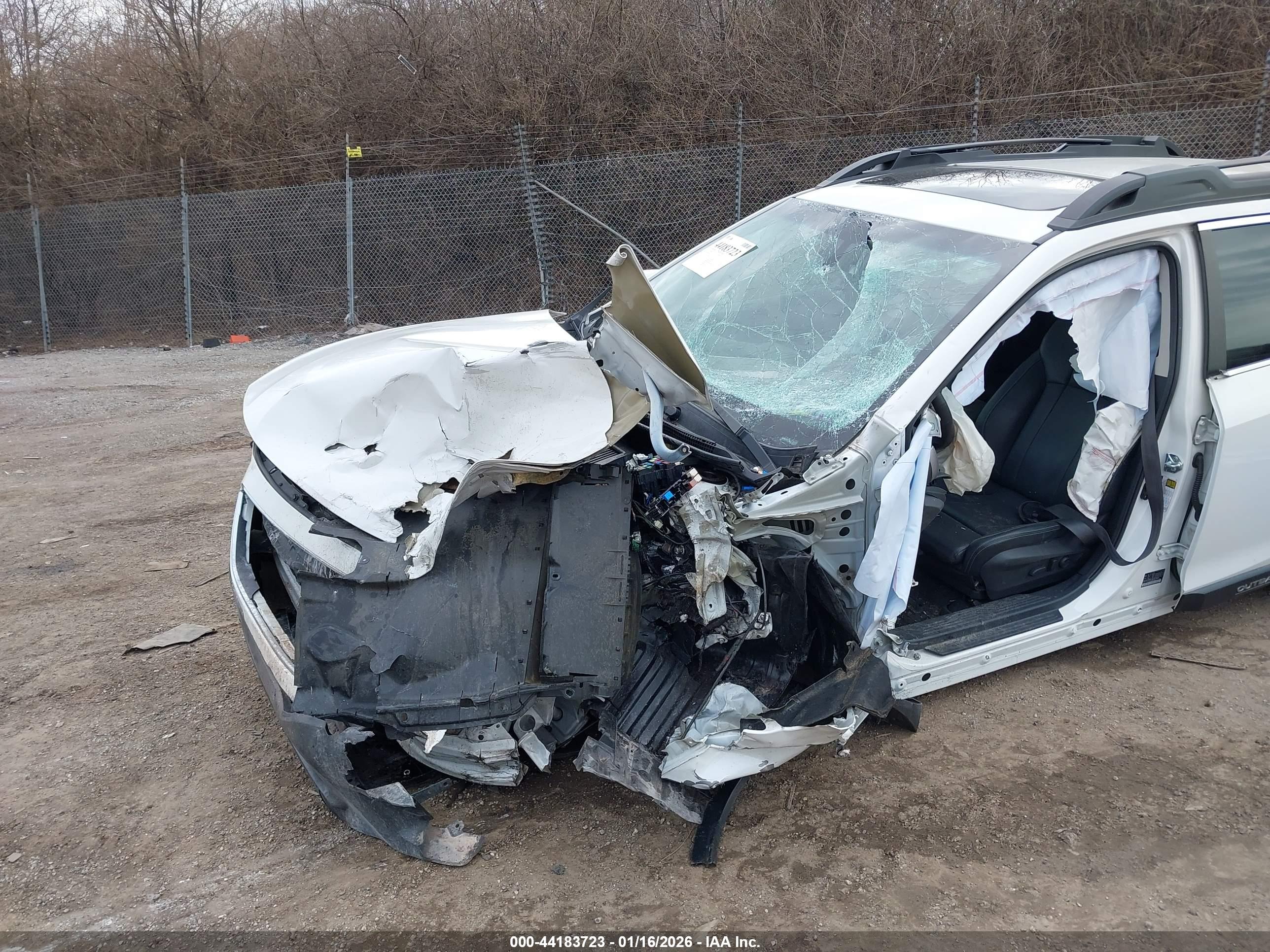 SUBARU OUTBACK image 6