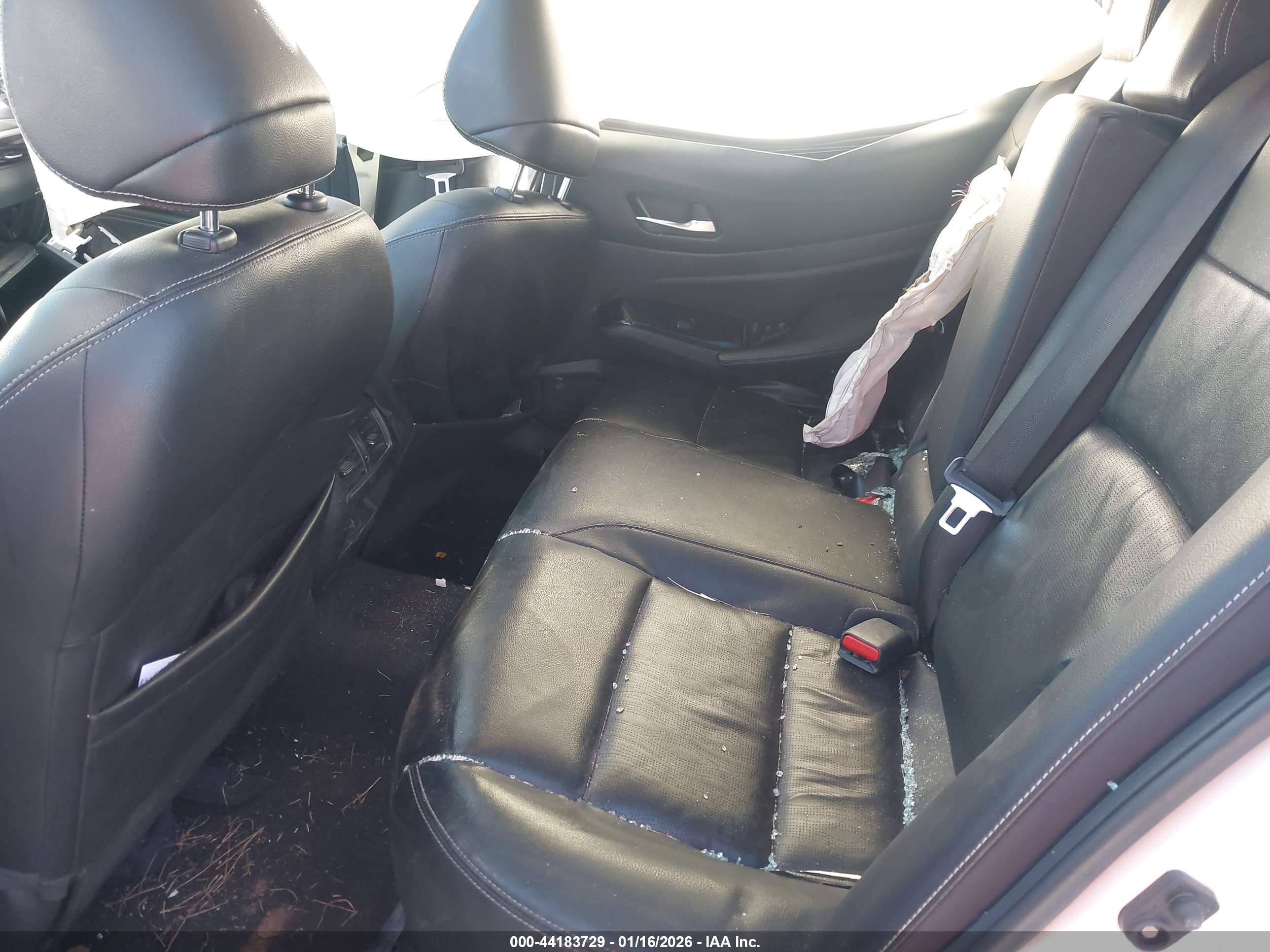 NISSAN ALTIMA image 8