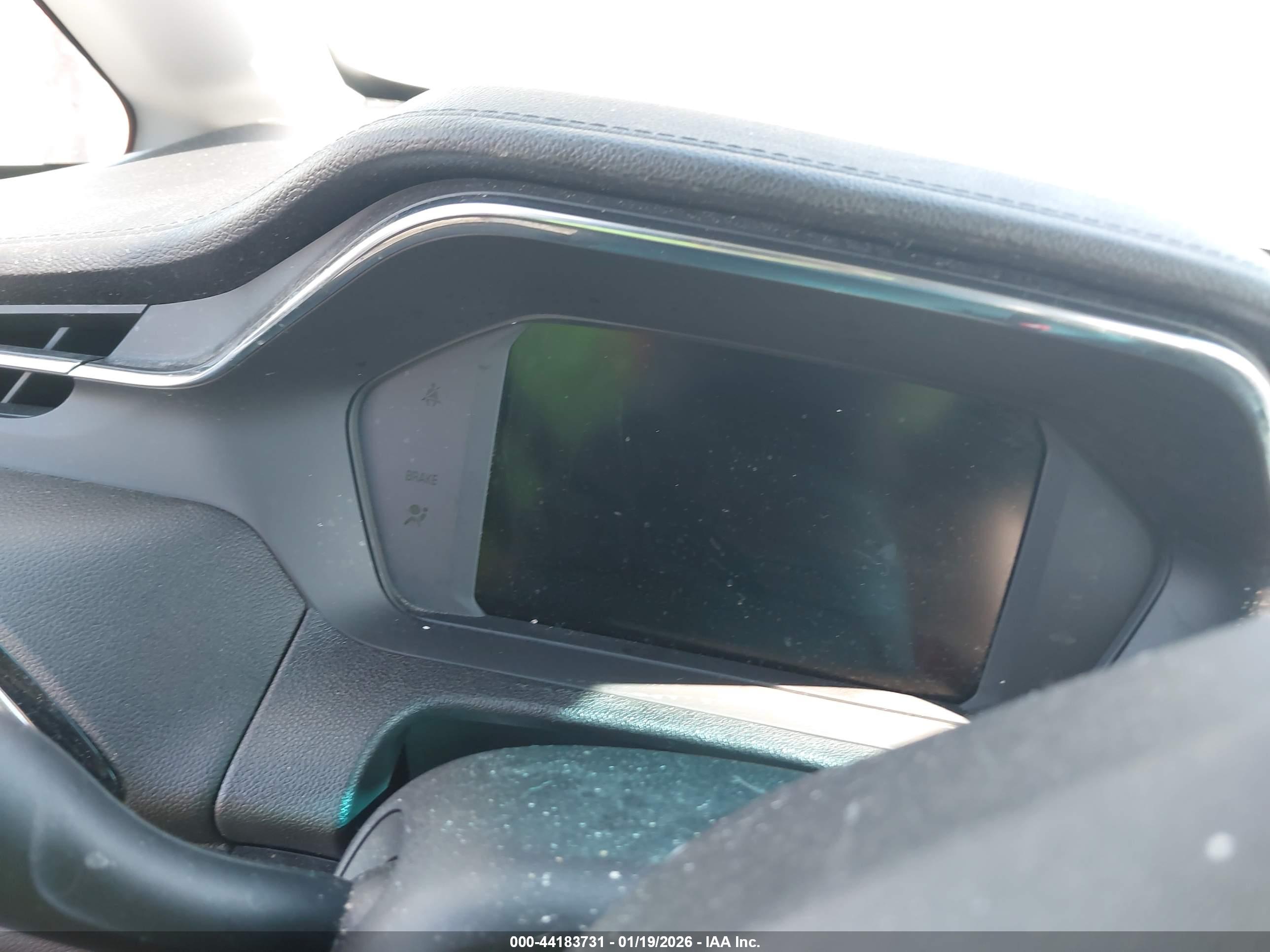 CHEVROLET BOLT image 7