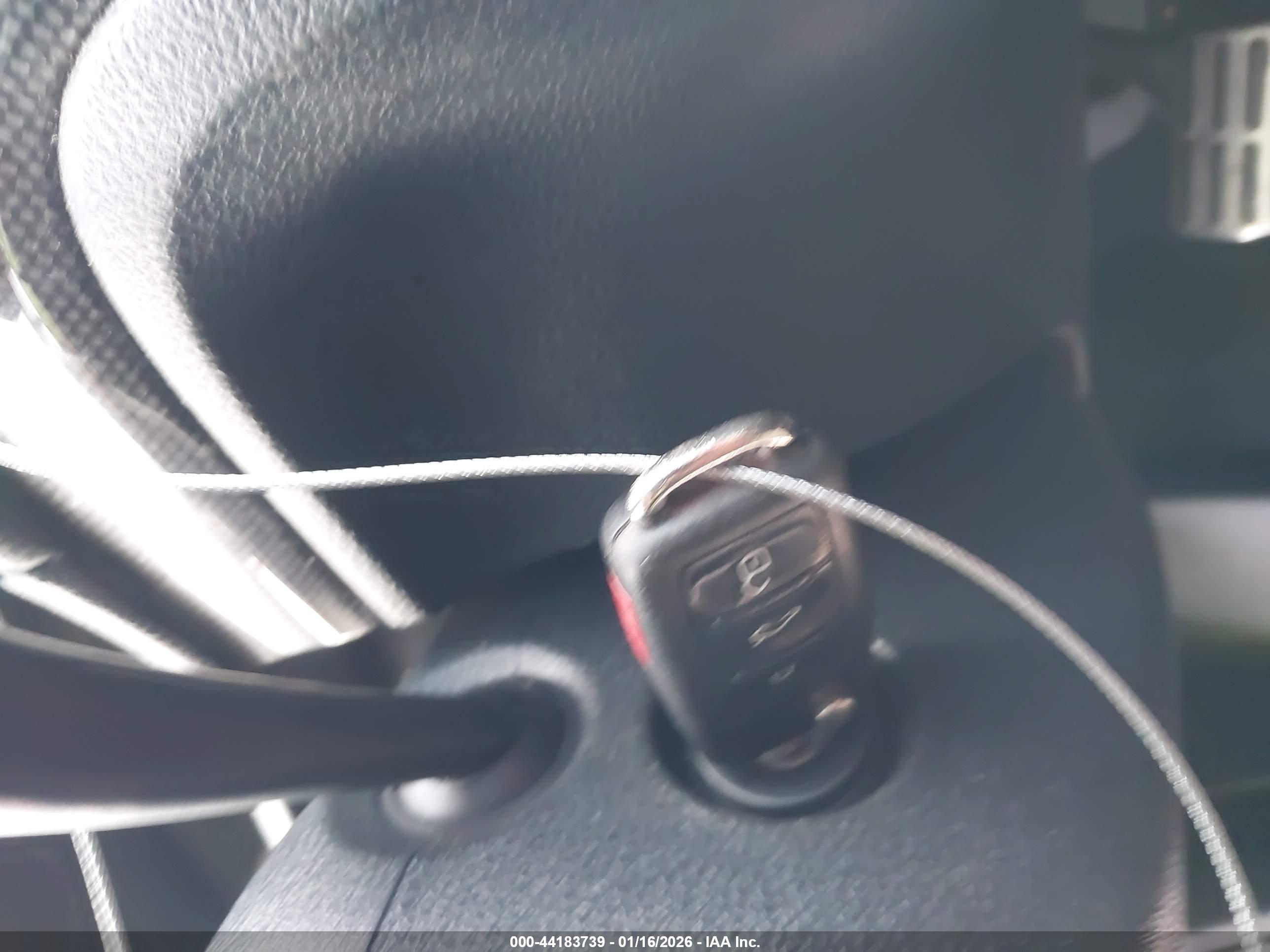 VOLKSWAGEN PASSAT image 11