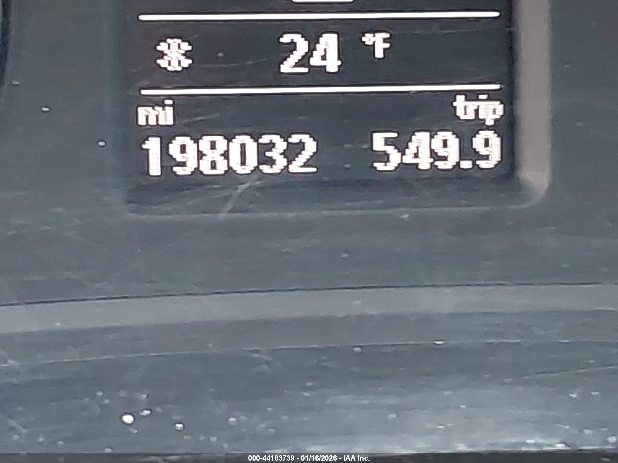 VOLKSWAGEN PASSAT image 7