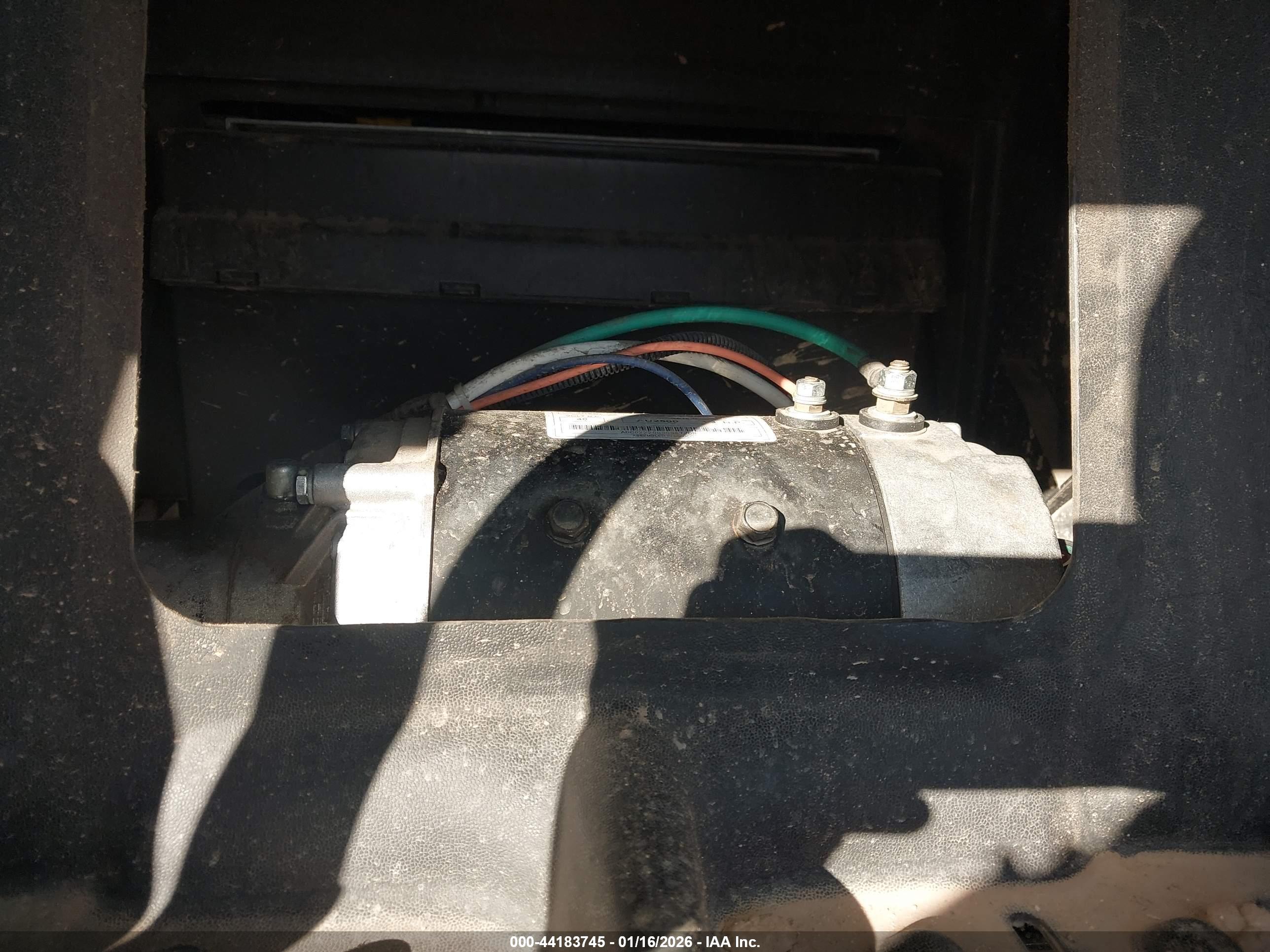 CLUB CAR image 10