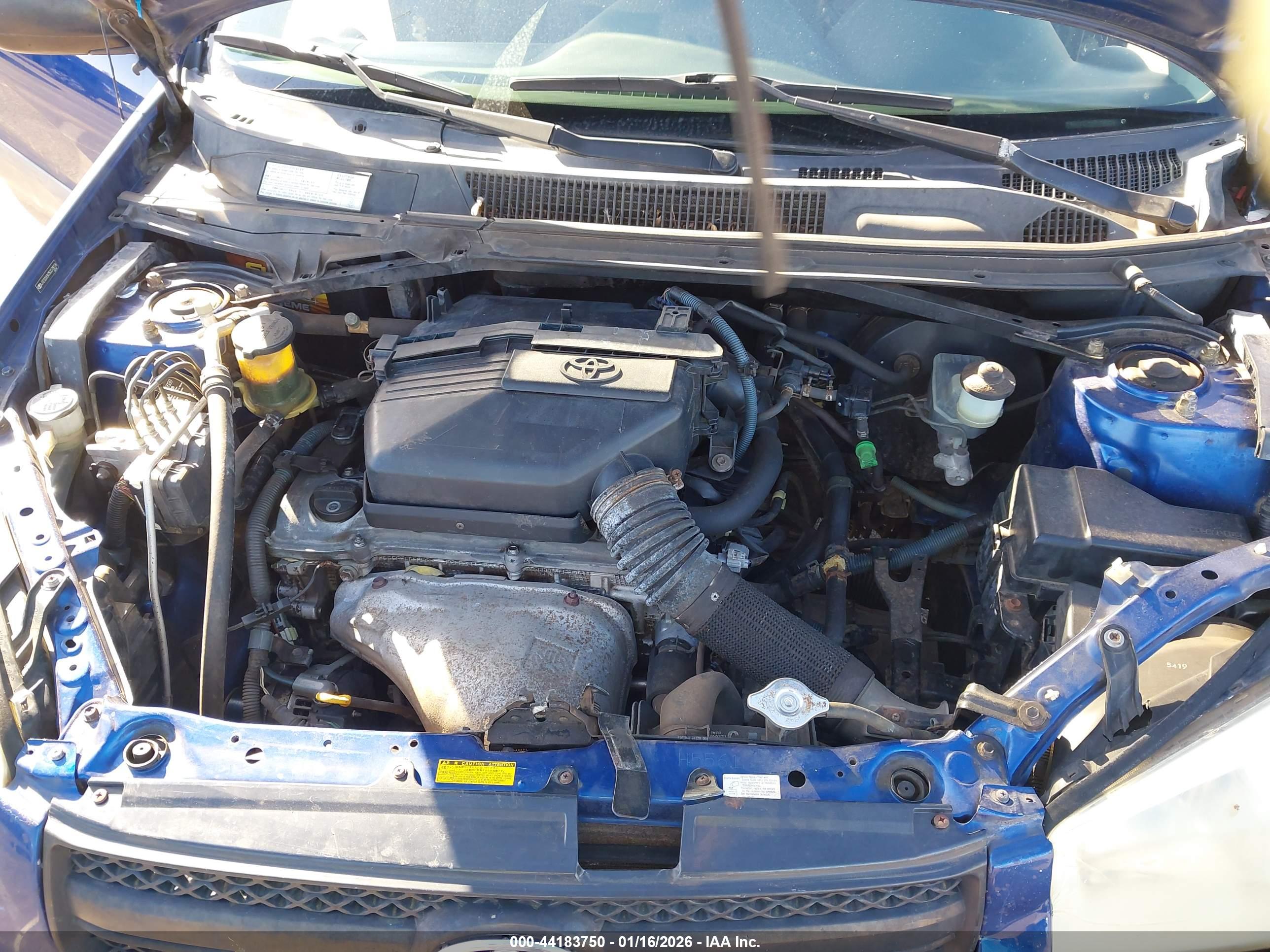 TOYOTA RAV4 image 10