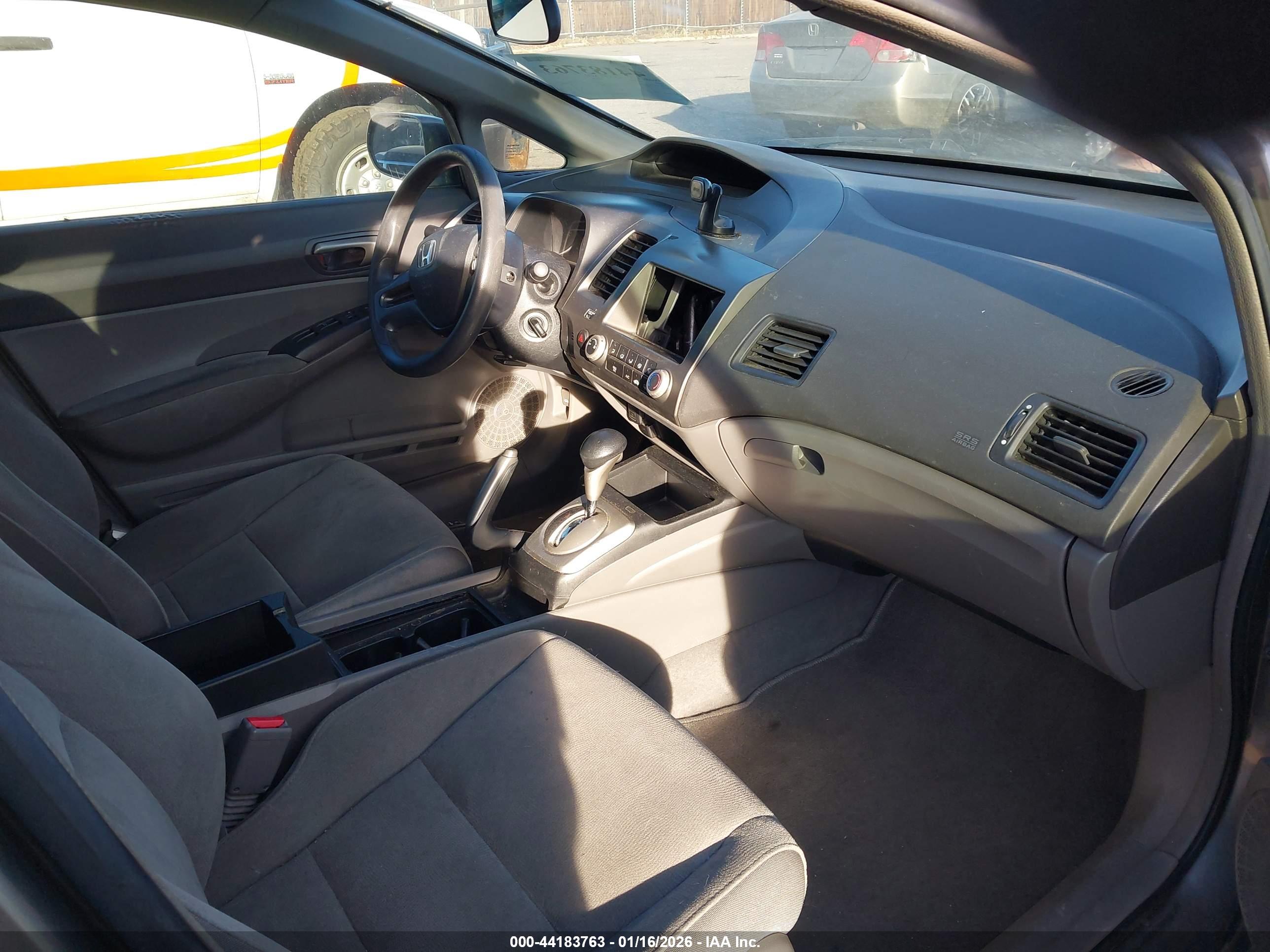 HONDA CIVIC image 5