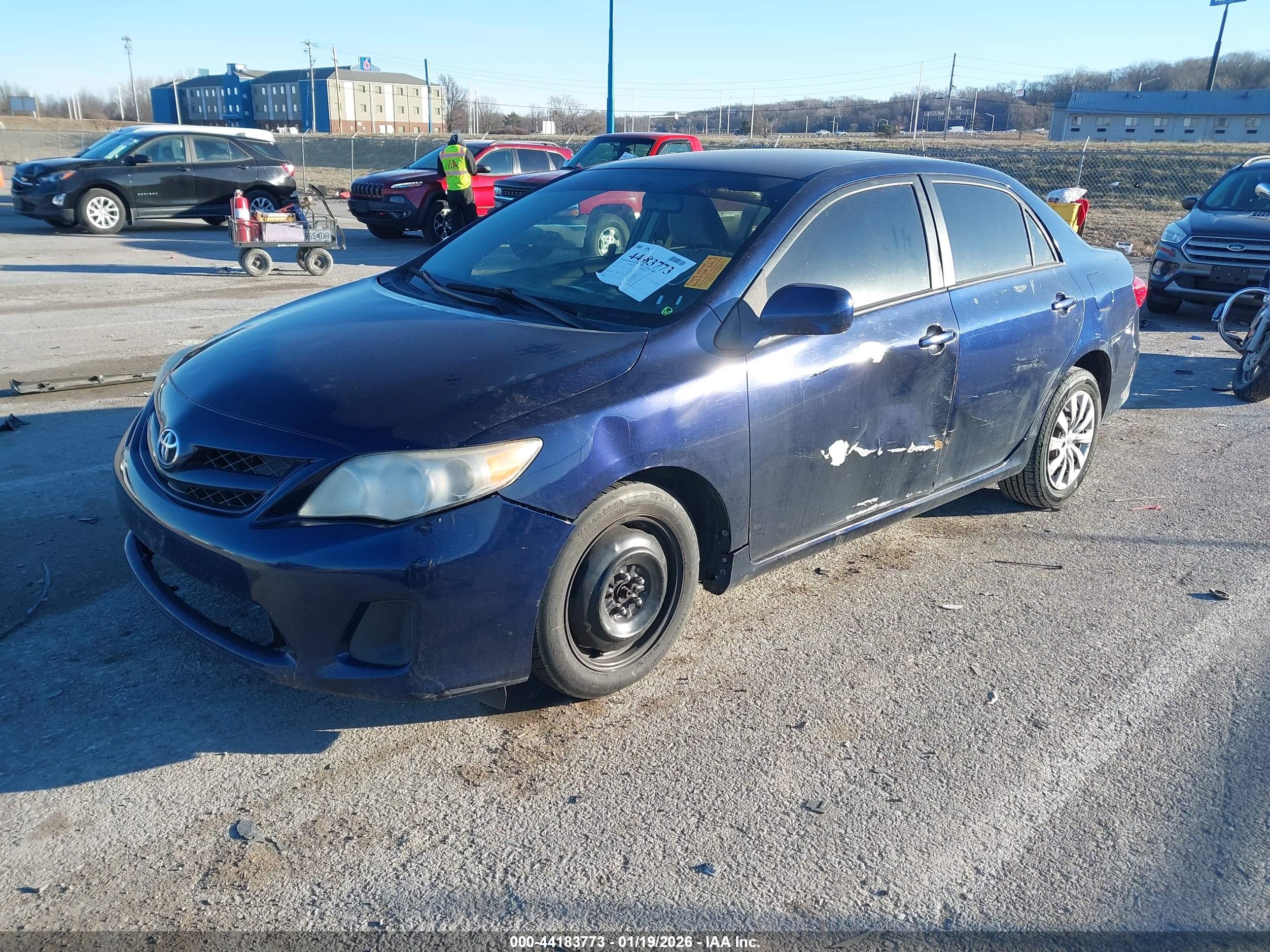TOYOTA COROLLA image 2