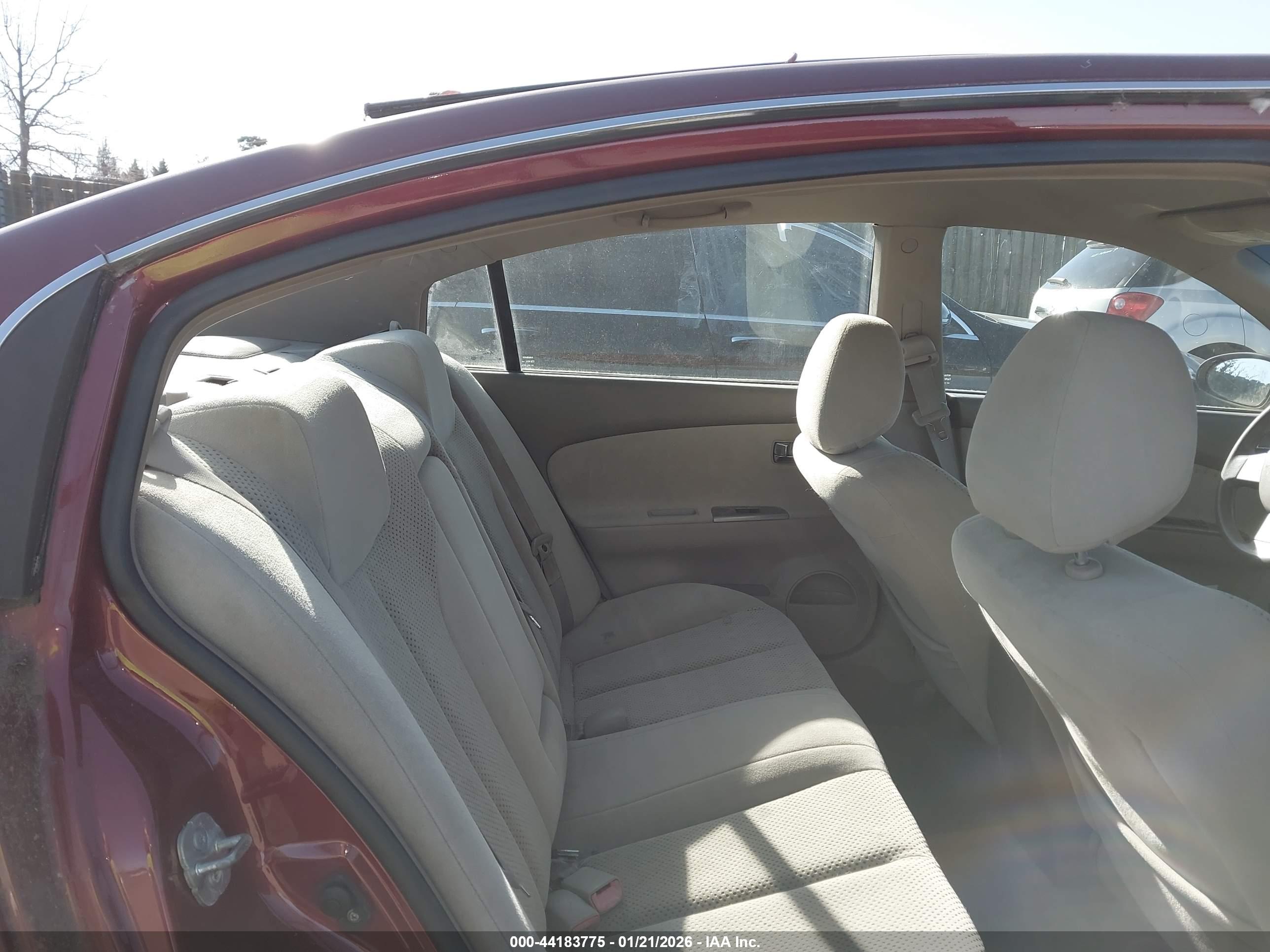NISSAN ALTIMA image 8