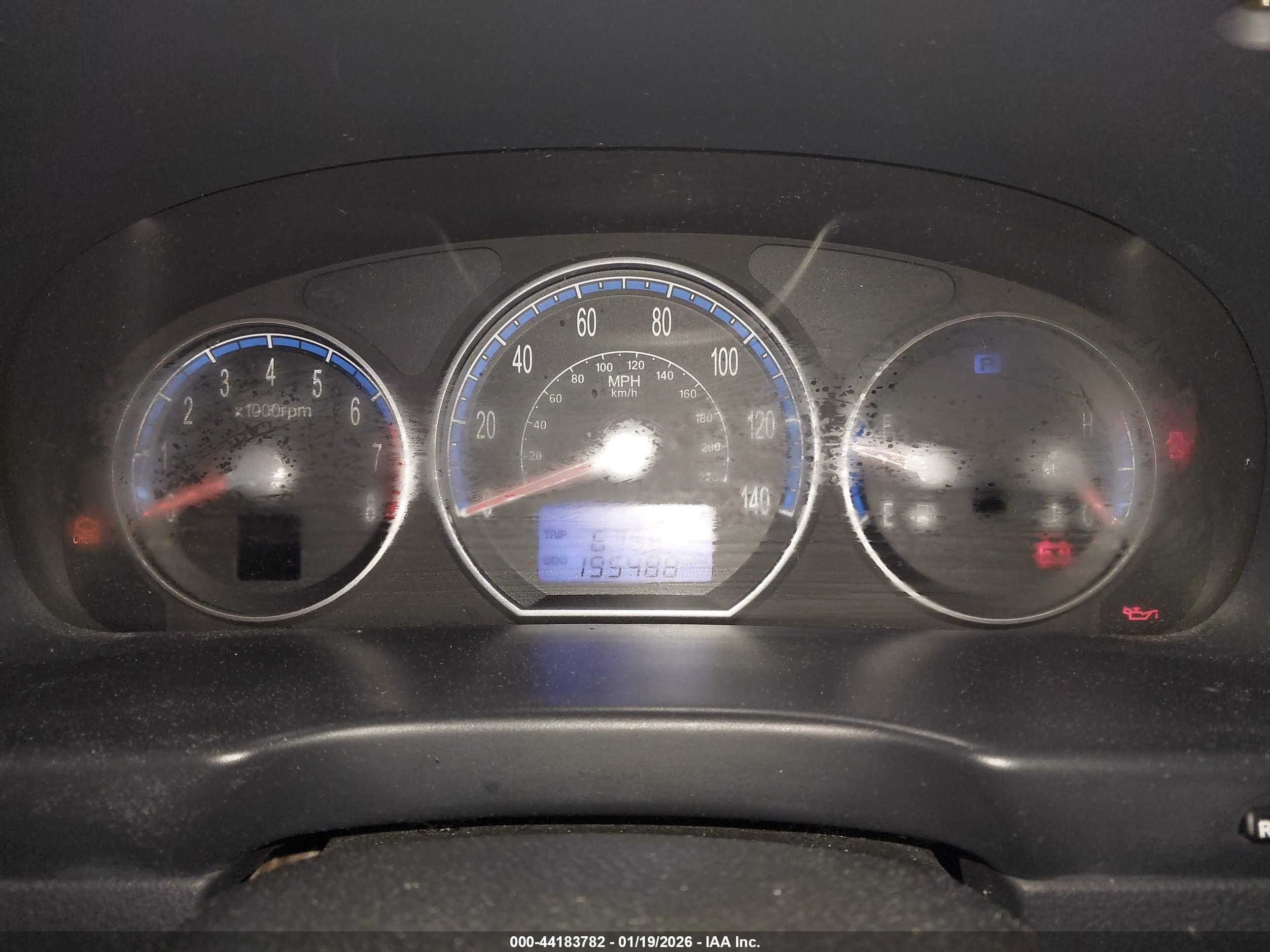 HYUNDAI SANTA image 7
