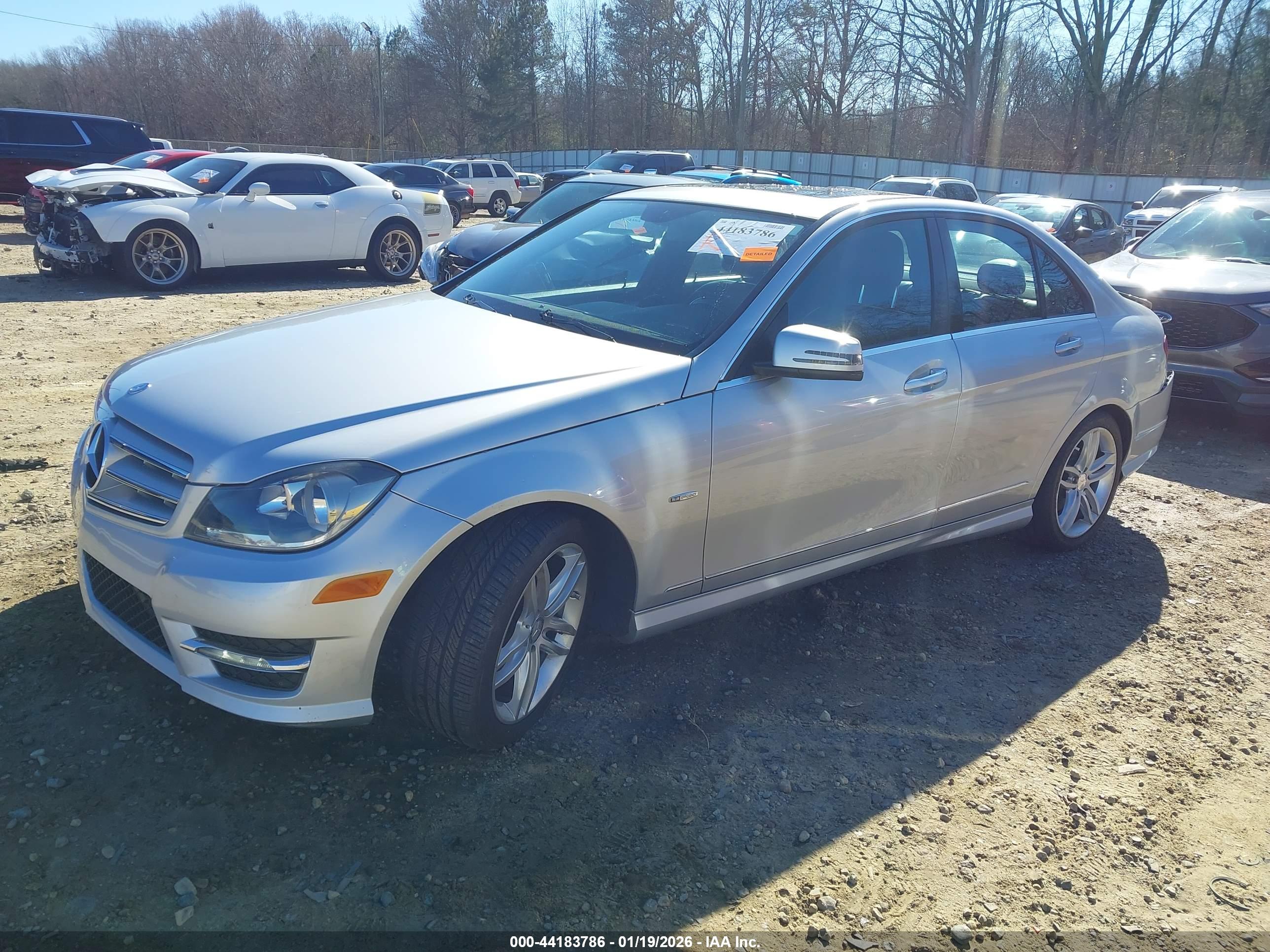 MERCEDES-BENZ C image 2