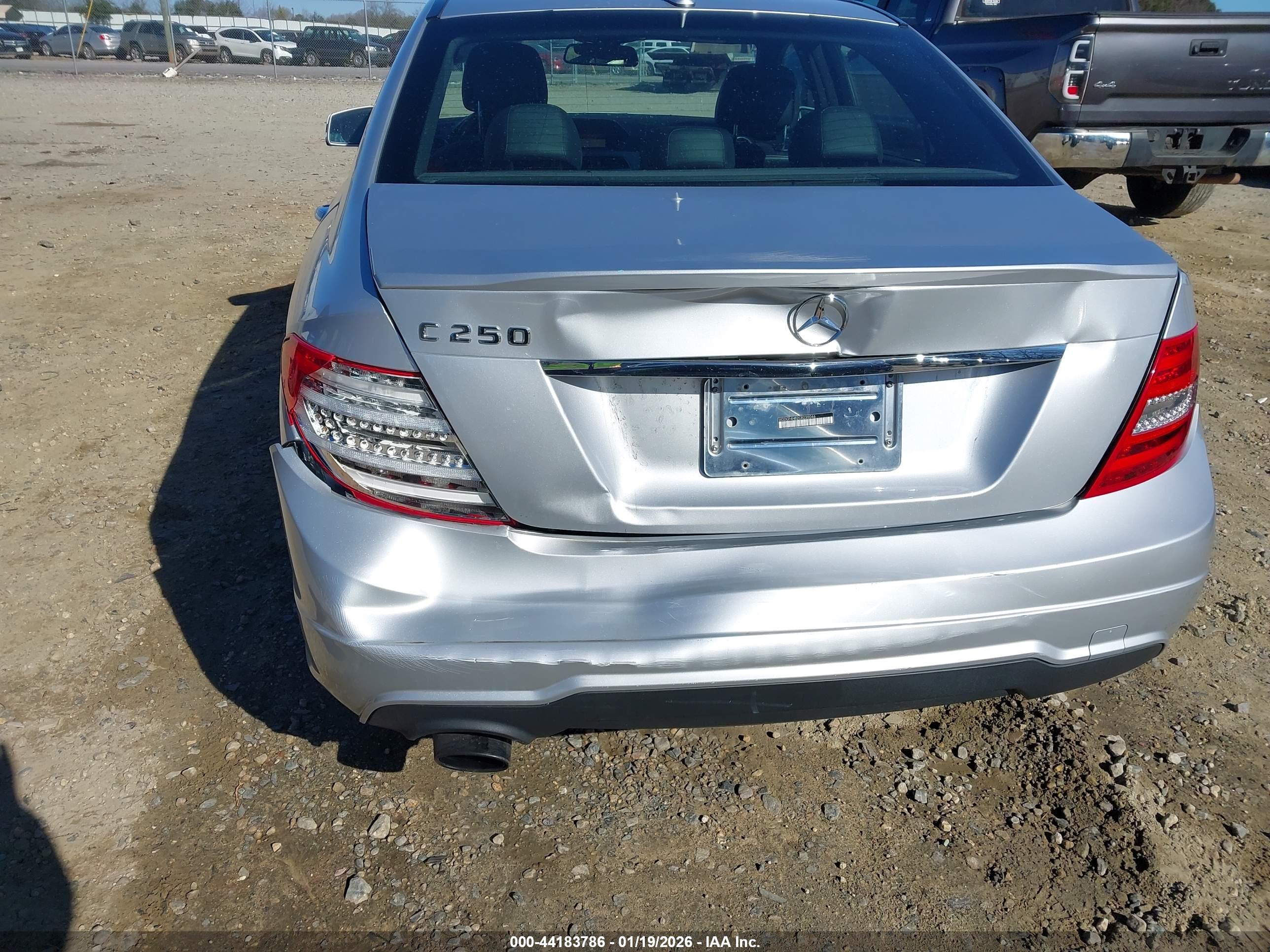 MERCEDES-BENZ C image 6