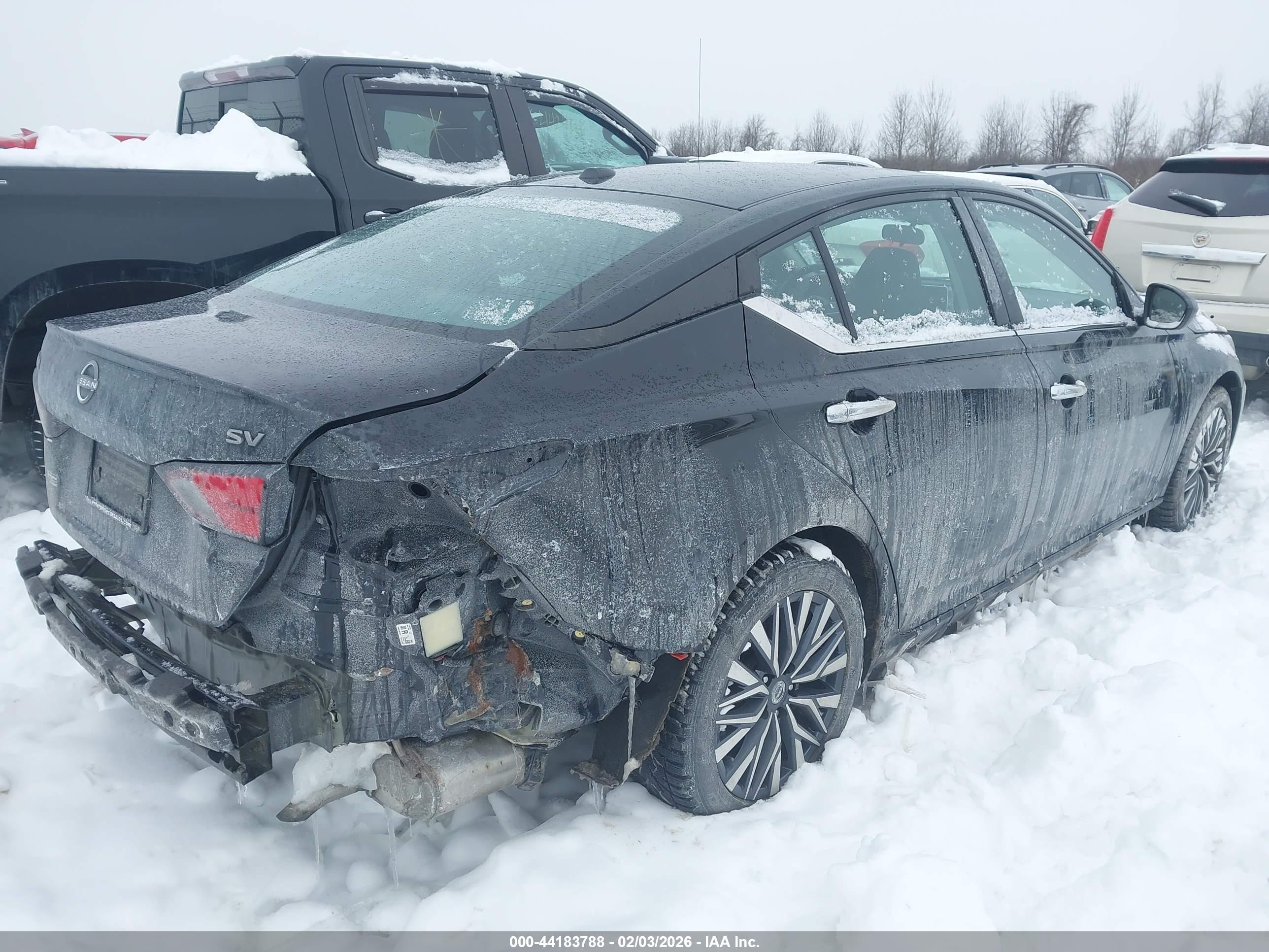 NISSAN ALTIMA image 4
