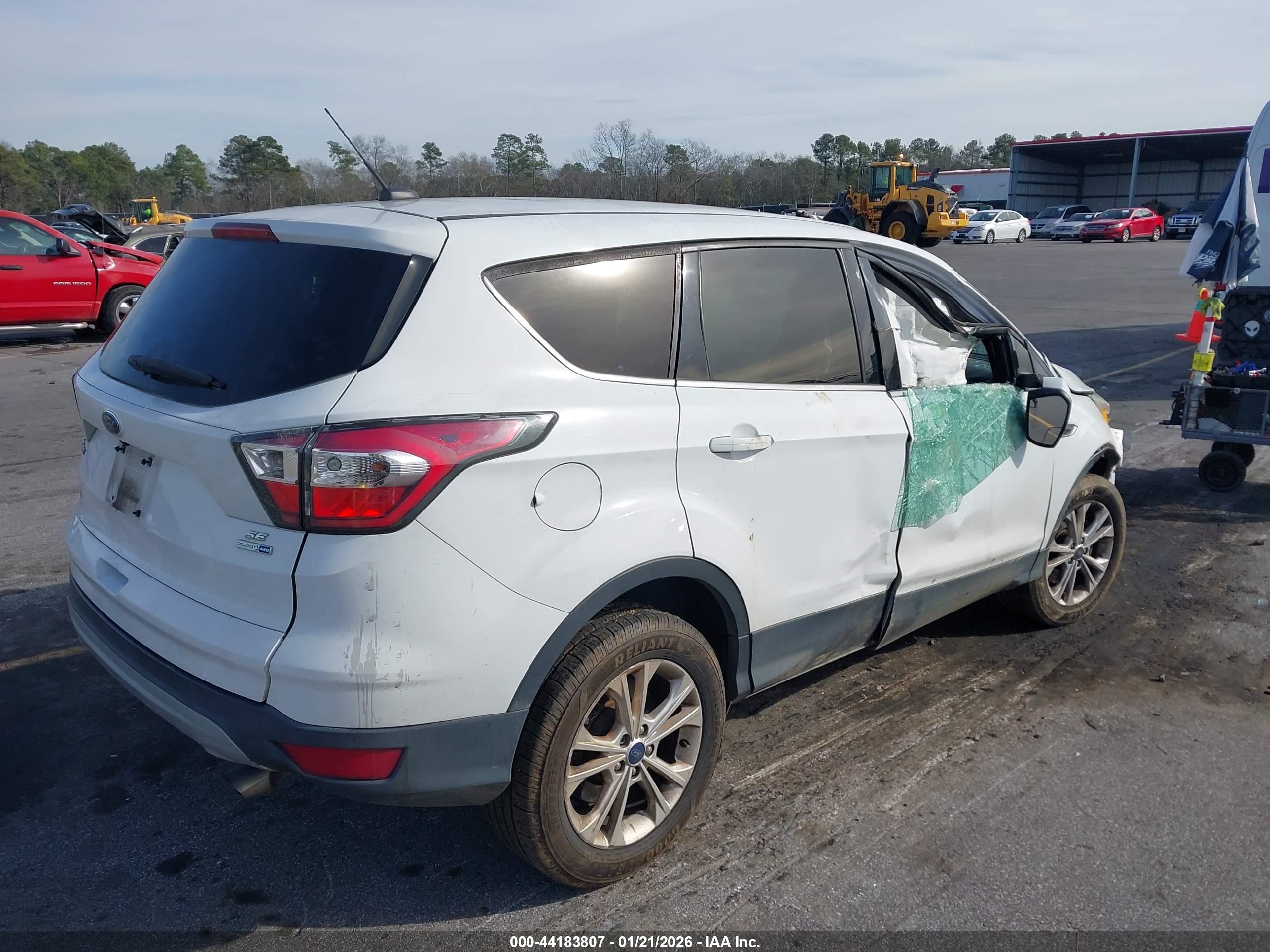 FORD ESCAPE image 4