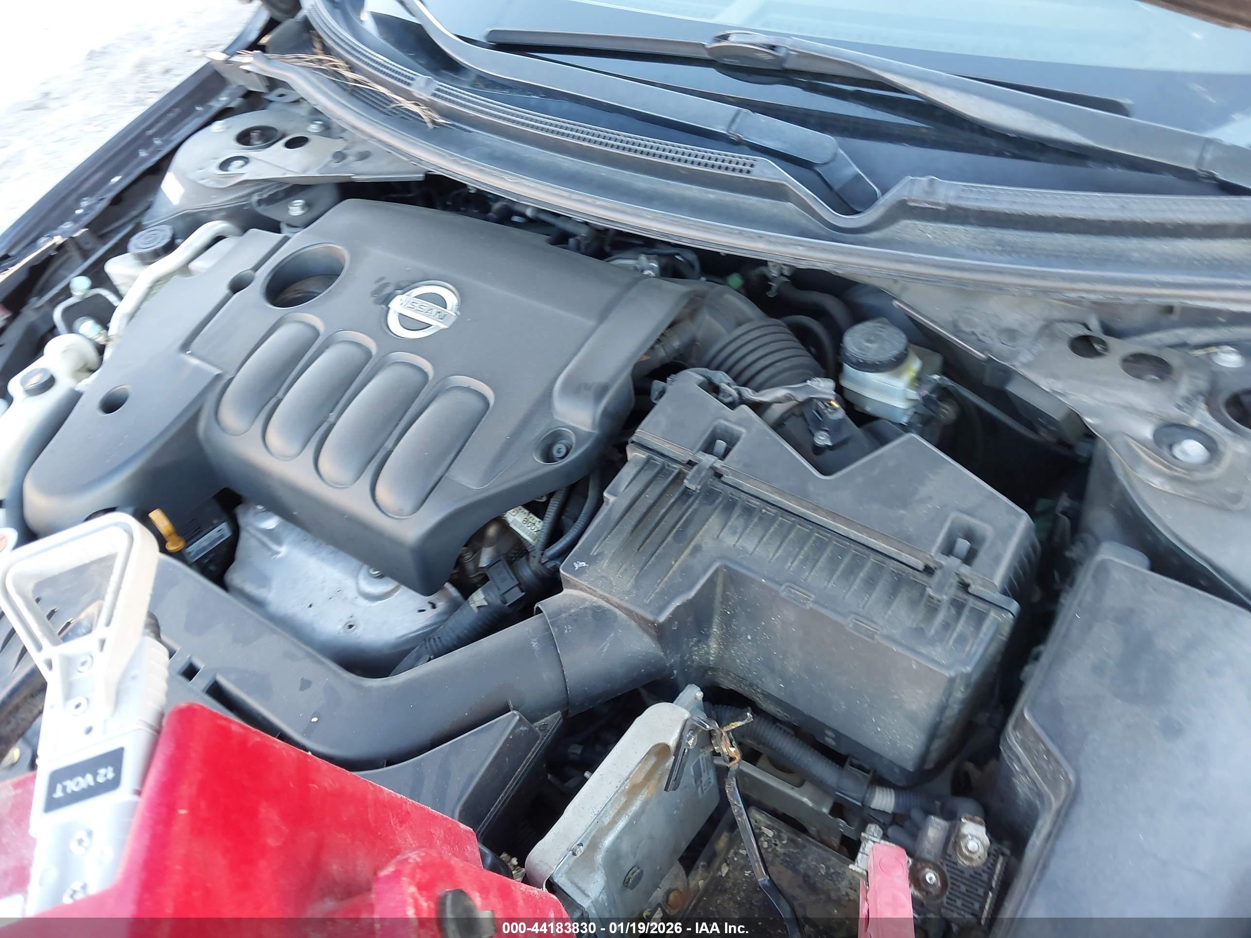 NISSAN ALTIMA image 10
