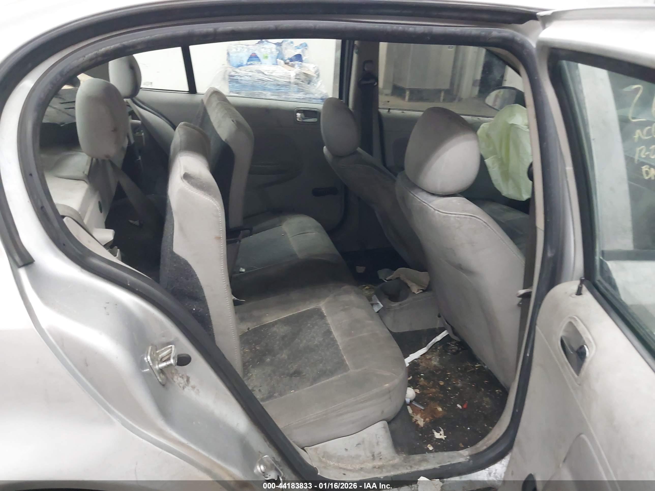 CHEVROLET COBALT image 8