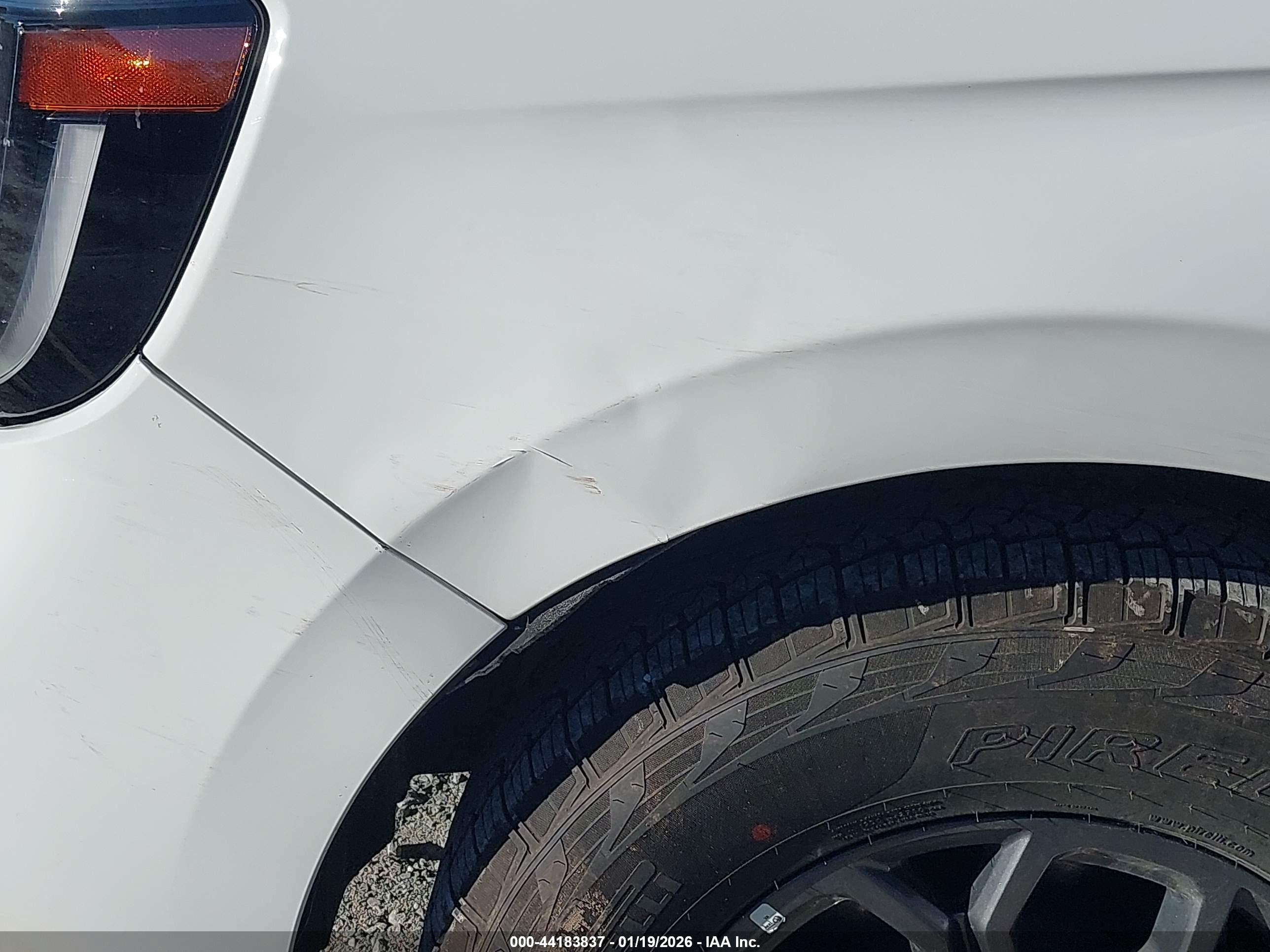 FORD EXPEDITION image 6