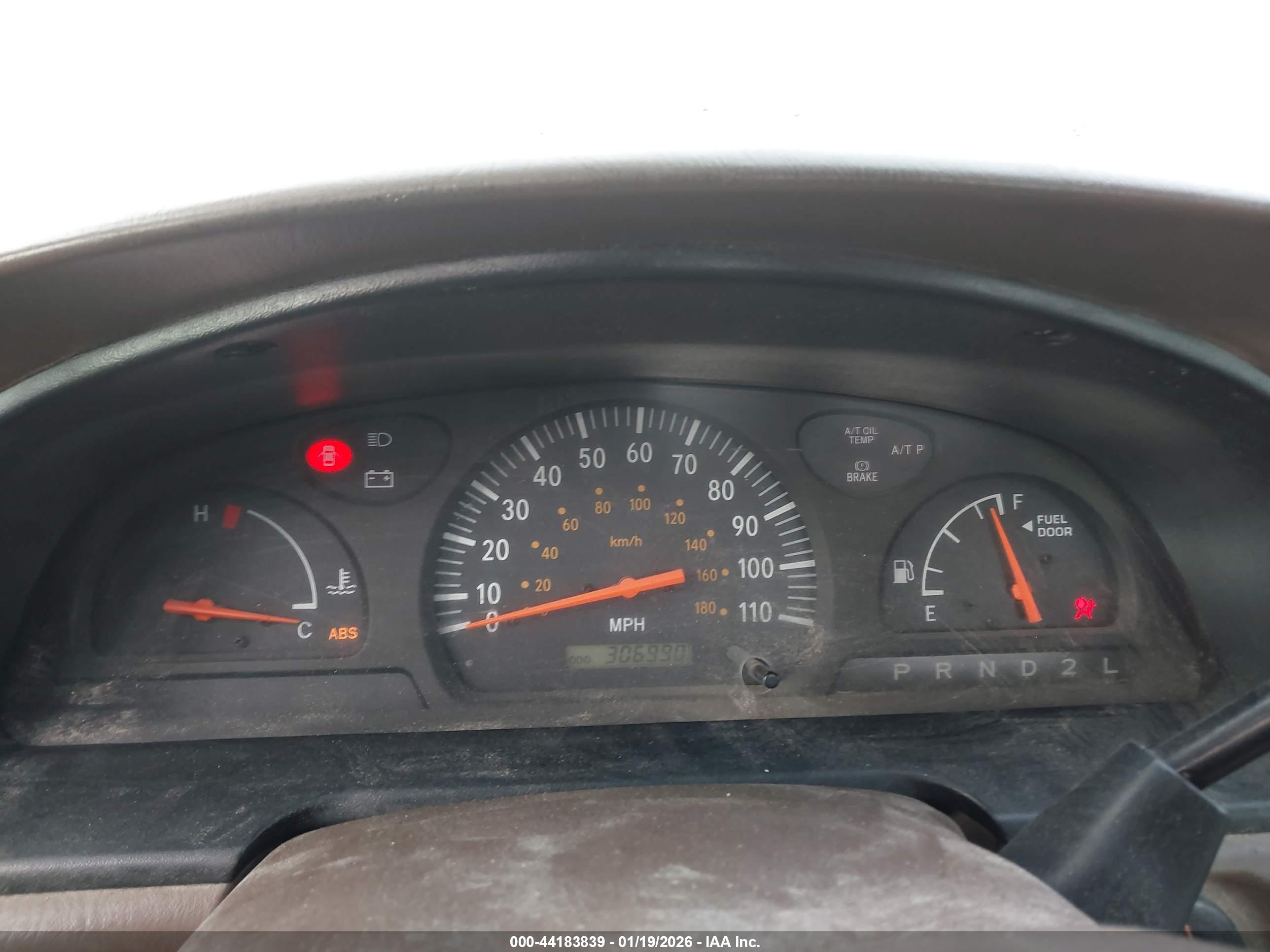 TOYOTA TUNDRA image 7