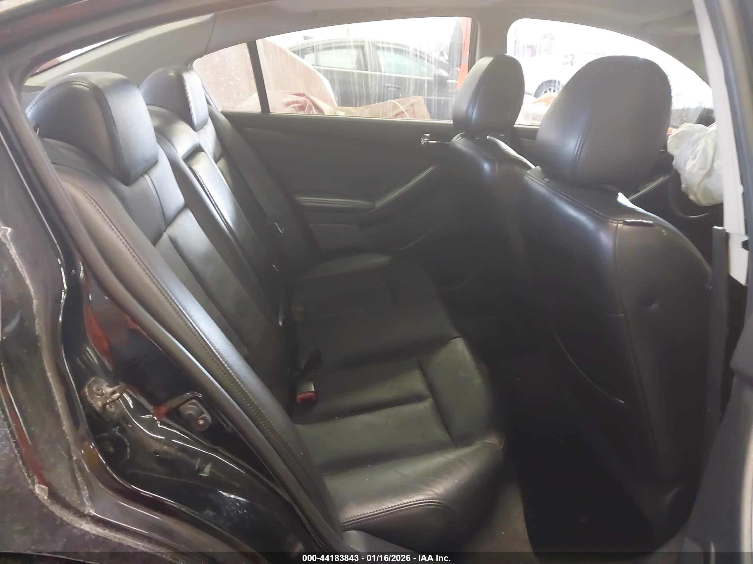 NISSAN ALTIMA image 8